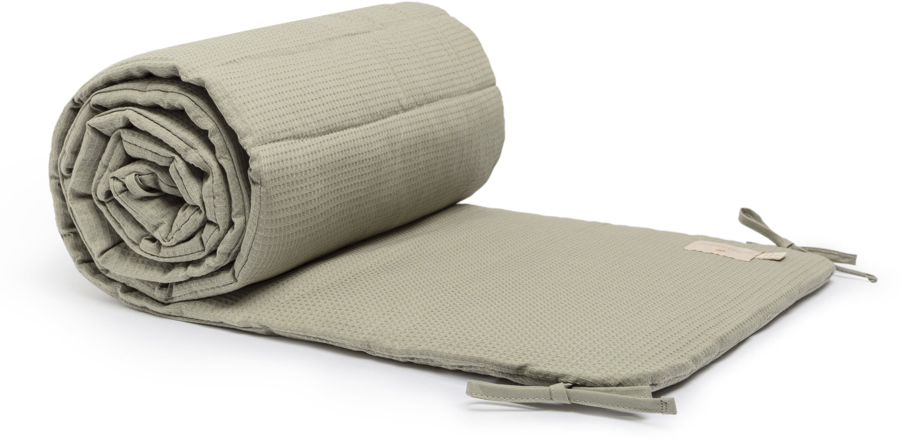 Laurel green organic cotton honeycomb bumper 207 x 32 cm Nest - Nobodinoz