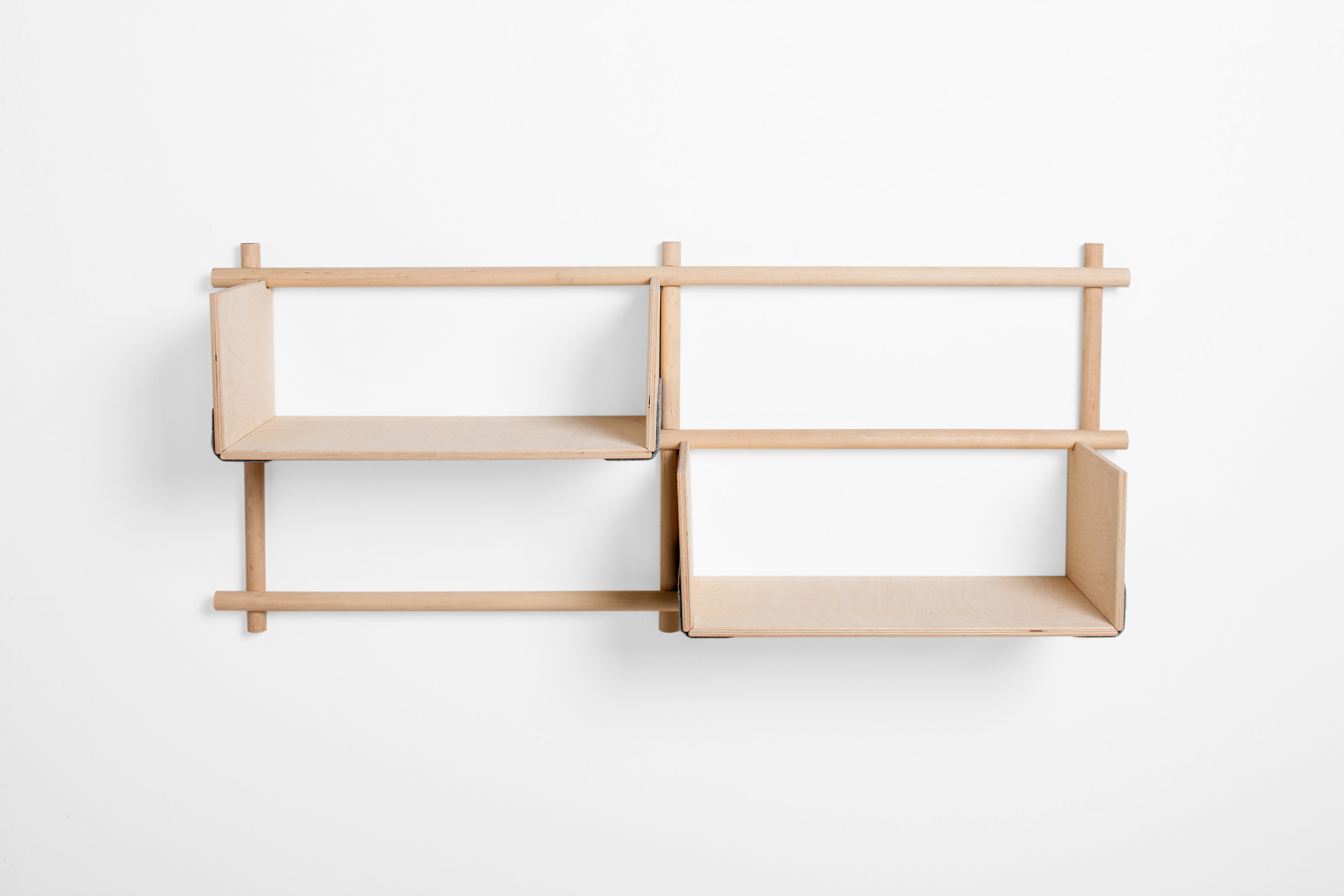 Wooden wall shelf with four inserts and three bars, 118x25x72cm Foldin - Emko