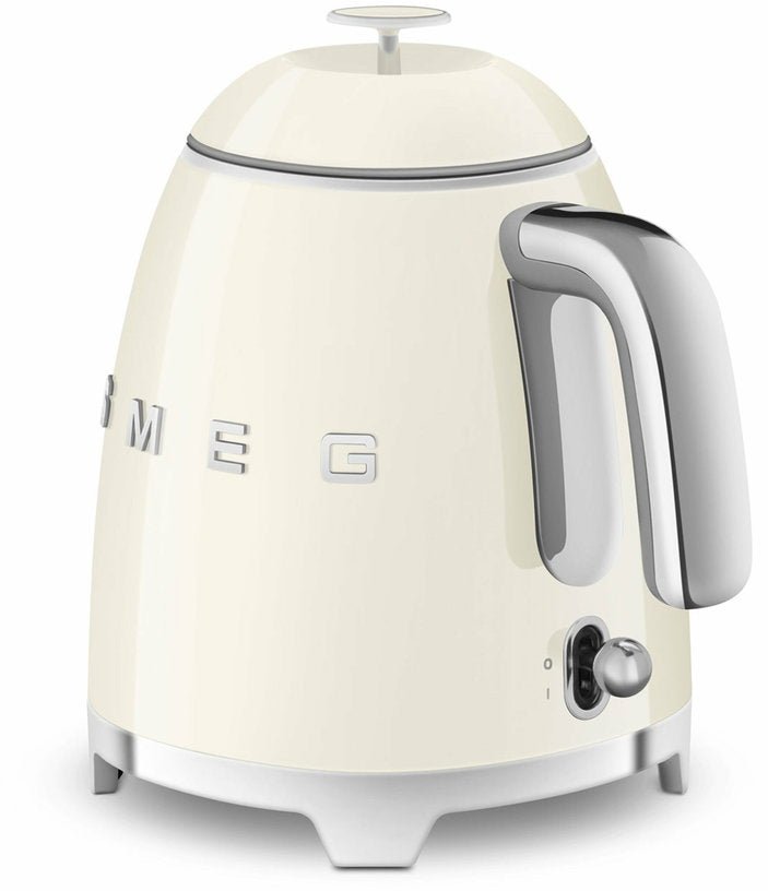 Mini bouilloire double paroi crème 0,8 L Années 50 - Smeg - The Cool Republic