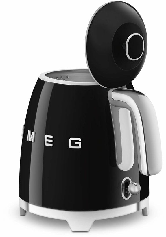 Mini bouilloire double paroi noire 0,8 L Années 50 - Smeg - The Cool Republic