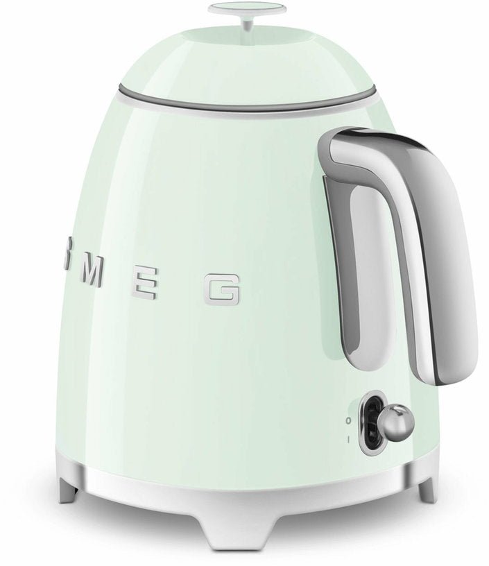 Mini bouilloire double paroi vert d'eau 0,8 L Années 50 - Smeg - The Cool Republic