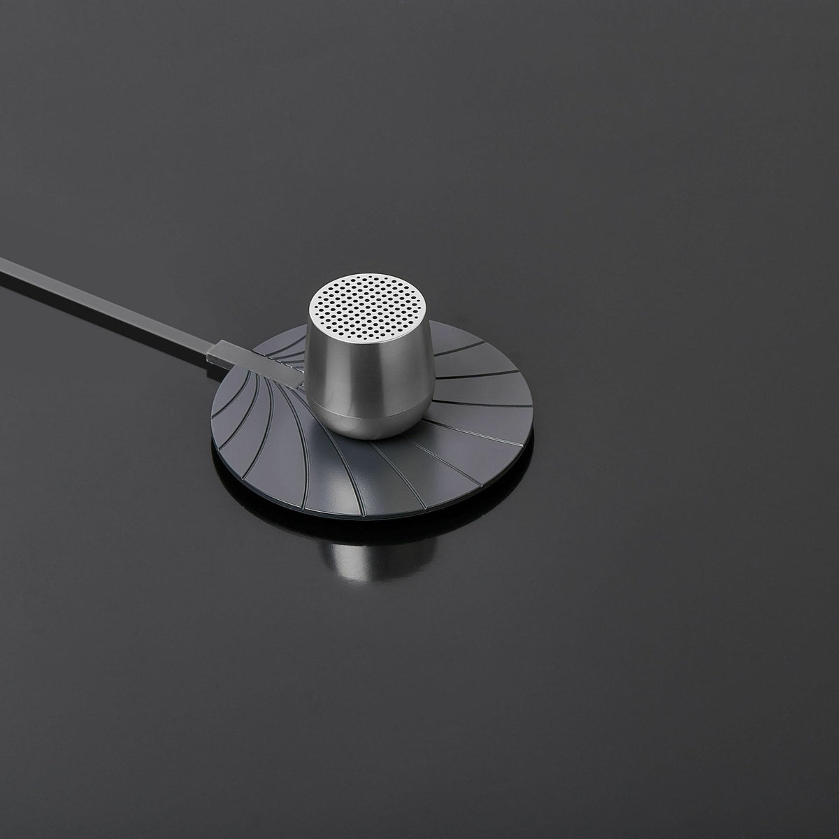 Mini enceinte bluetooth argentée Mino+ - Lexon Design - The Cool Republic