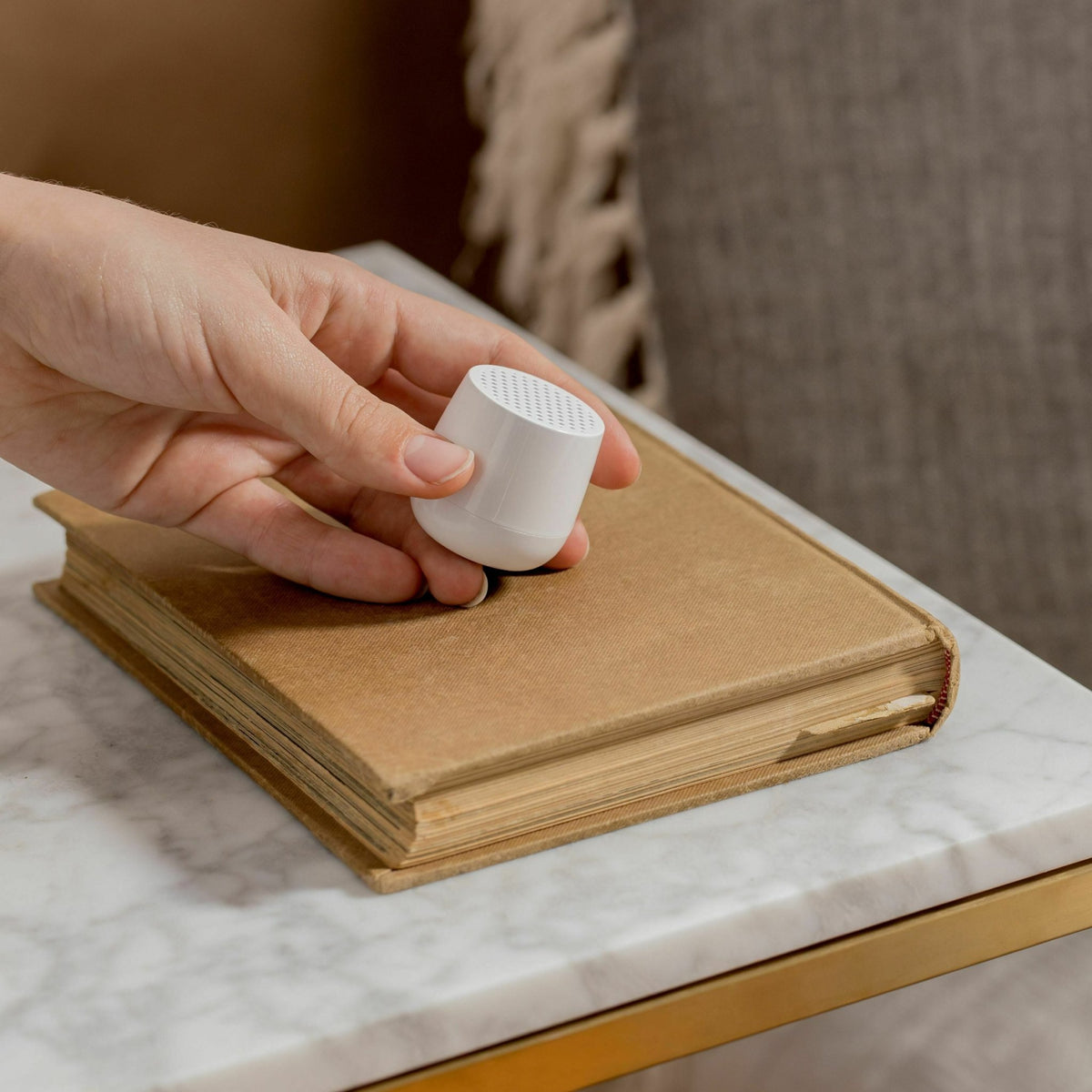 Mini enceinte bluetooth argentée Mino+ - Lexon Design - The Cool Republic