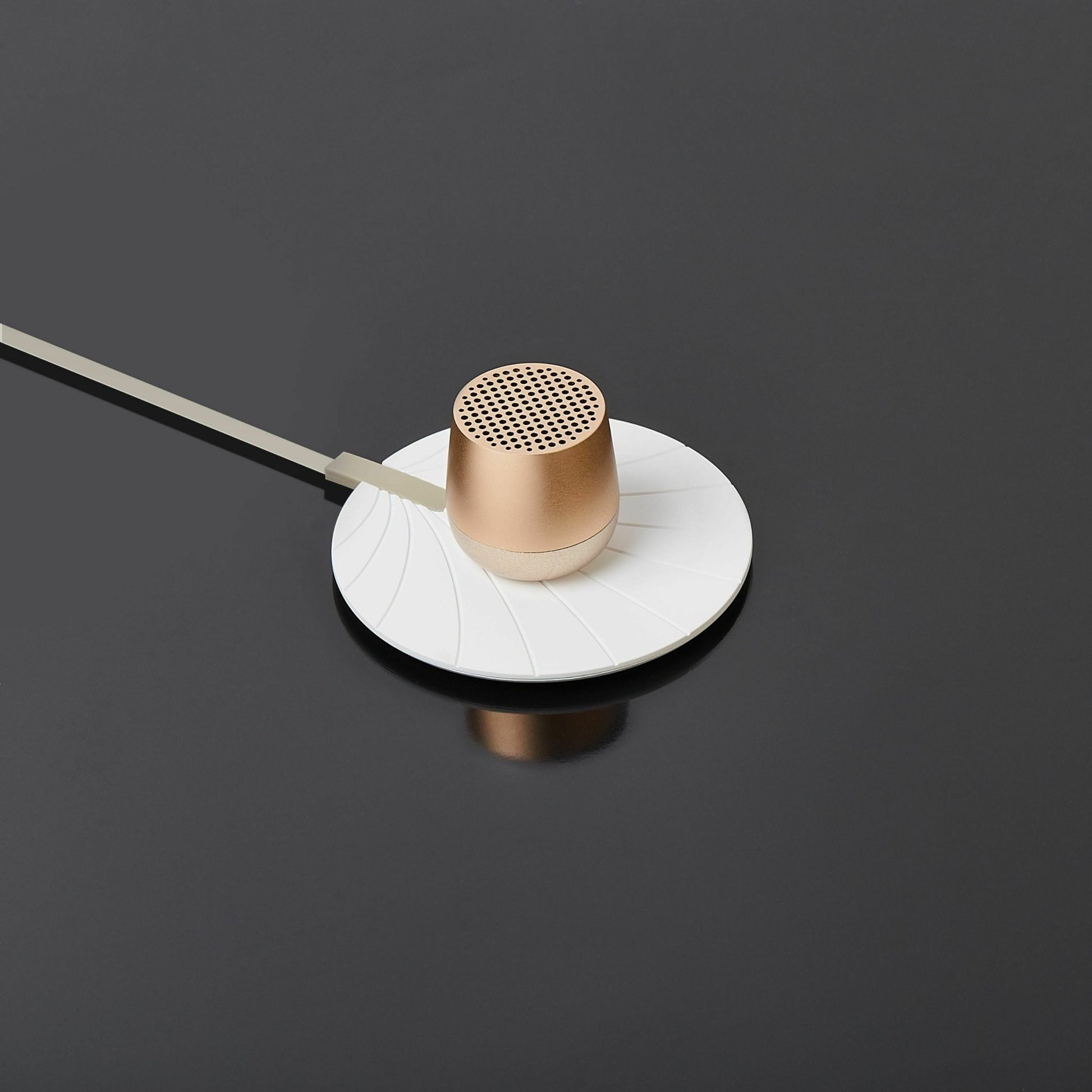 Mini enceinte bluetooth doré Mino+ - Lexon Design - The Cool Republic