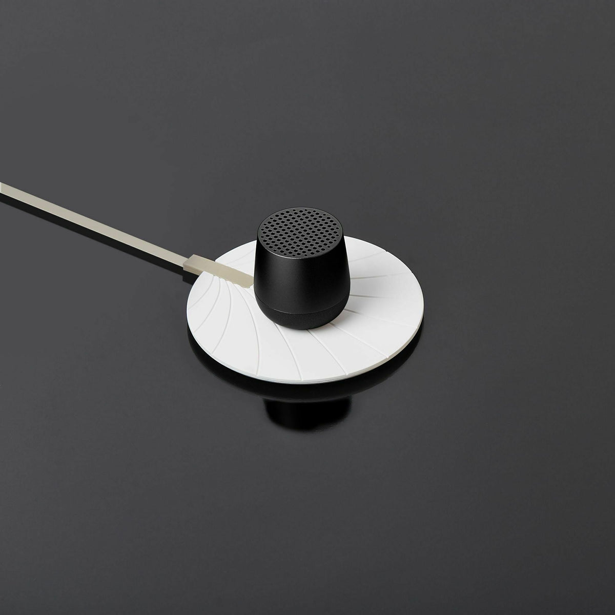 Mini enceinte bluetooth noire Mino+ - Lexon Design - The Cool Republic