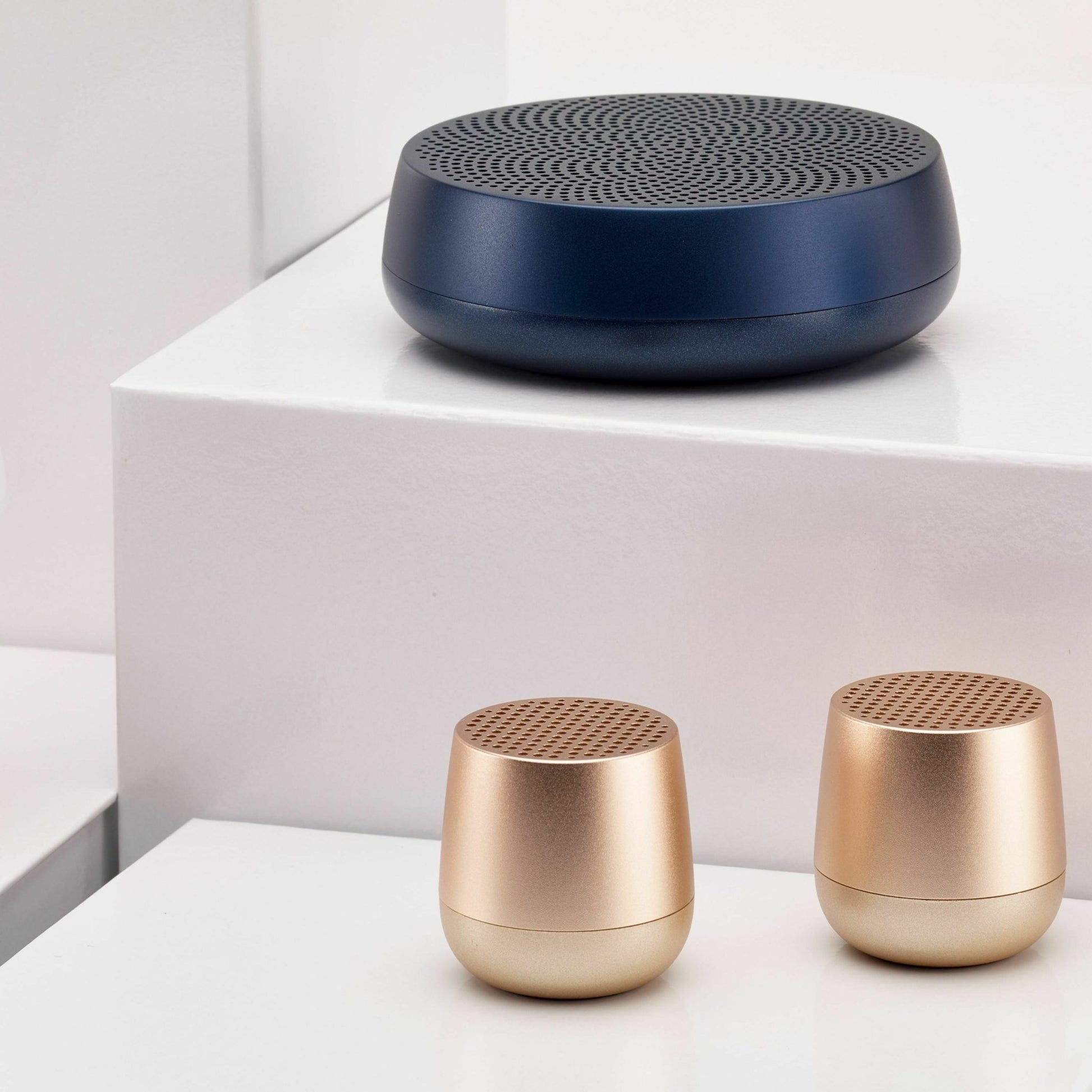 Mini enceinte bluetooth rouge Mino+ - Lexon Design - The Cool Republic