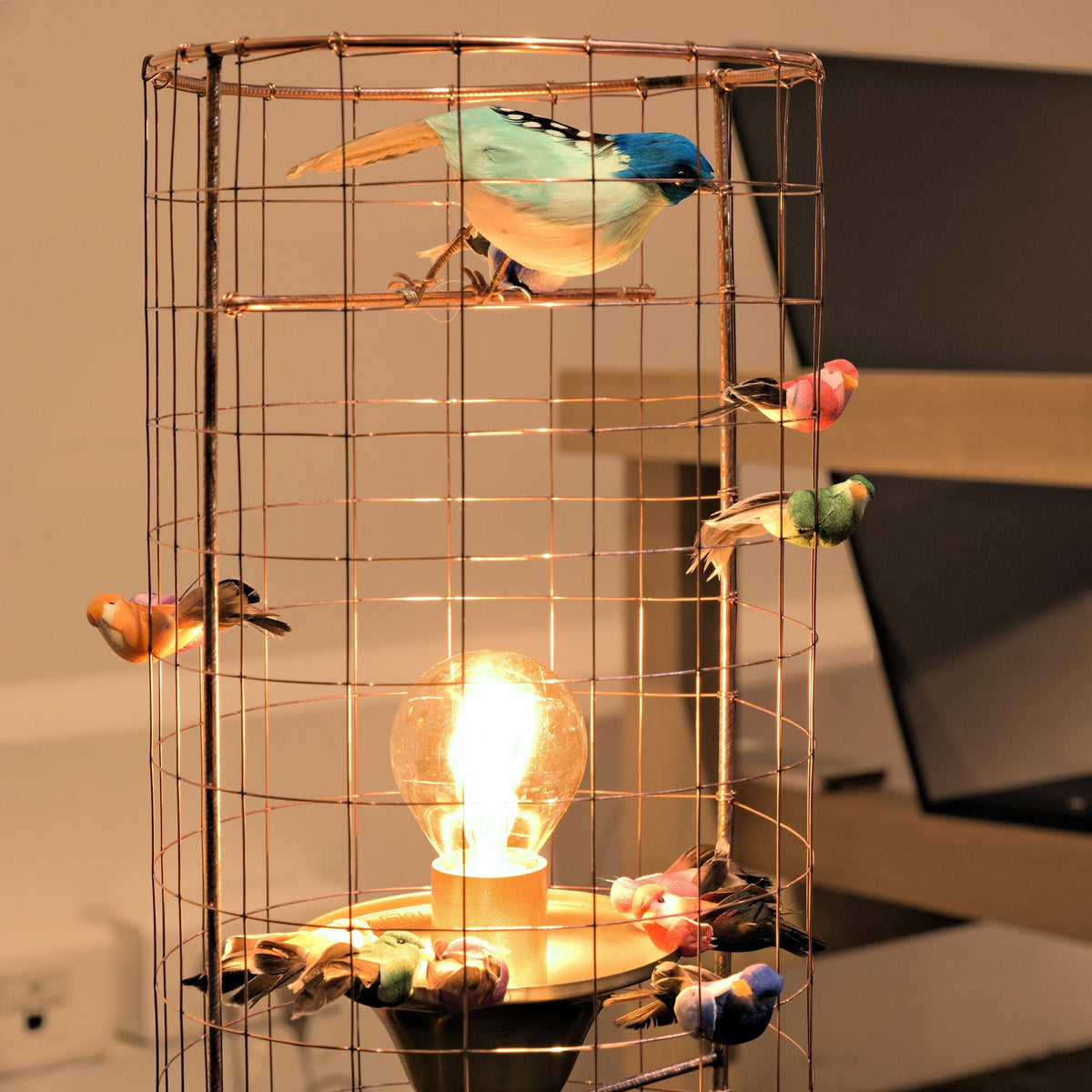 Mini lampe à poser en cuivre 32 cm Volière - Mathieu Challières - The Cool Republic