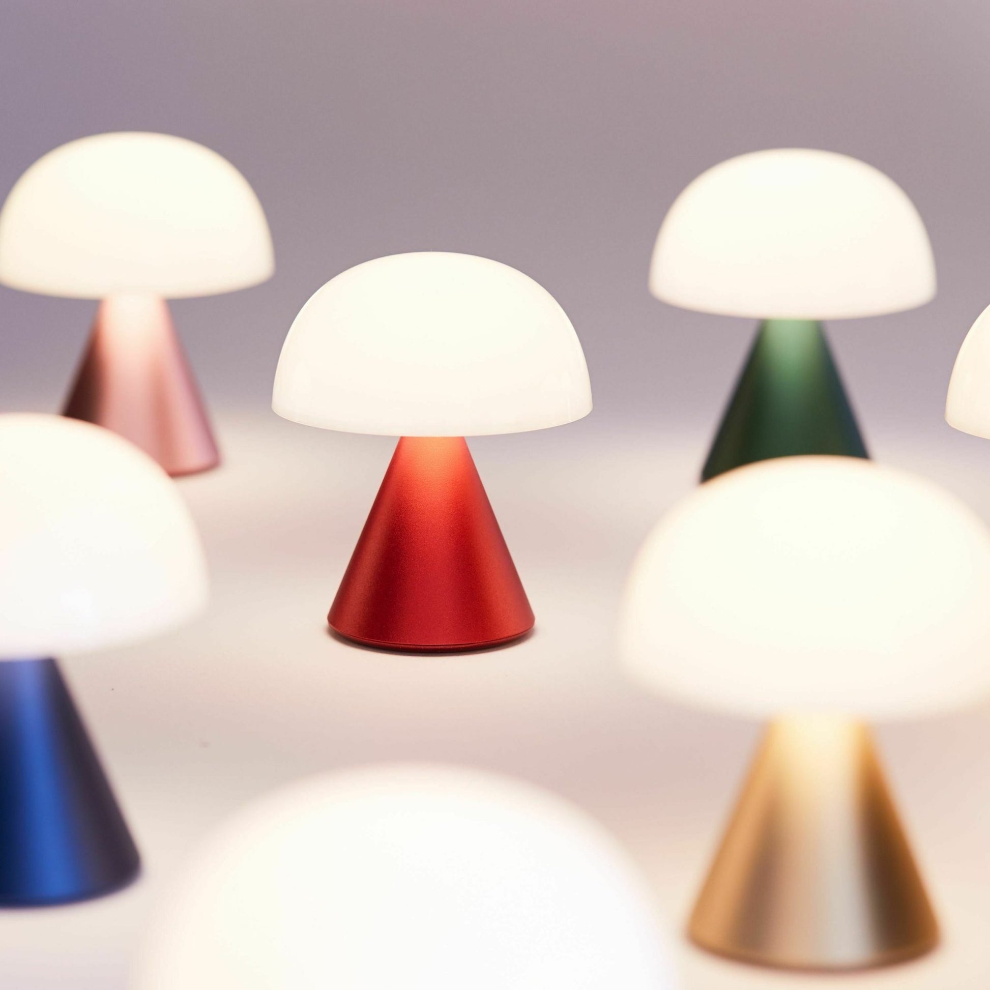 Mini lampe LED blanche Mina - Lexon Design - The Cool Republic
