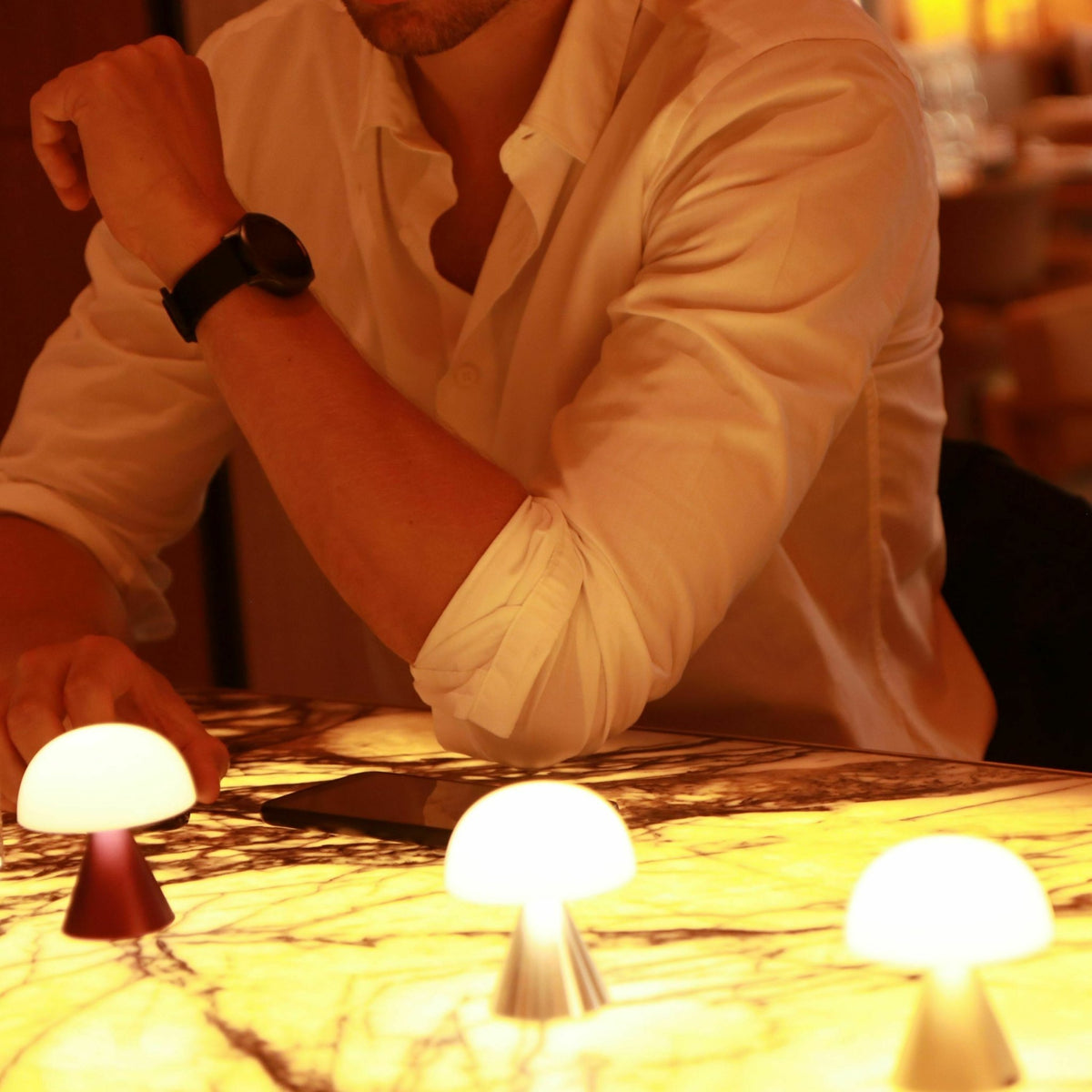 Mini lampe LED blanche Mina - Lexon Design - The Cool Republic