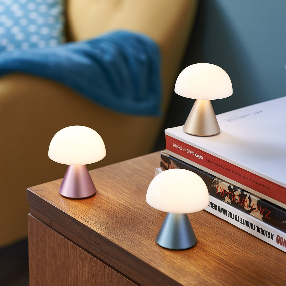 Mini lampe LED dorée 8,3 x 7 cm Mina - Lexon Design - The Cool Republic