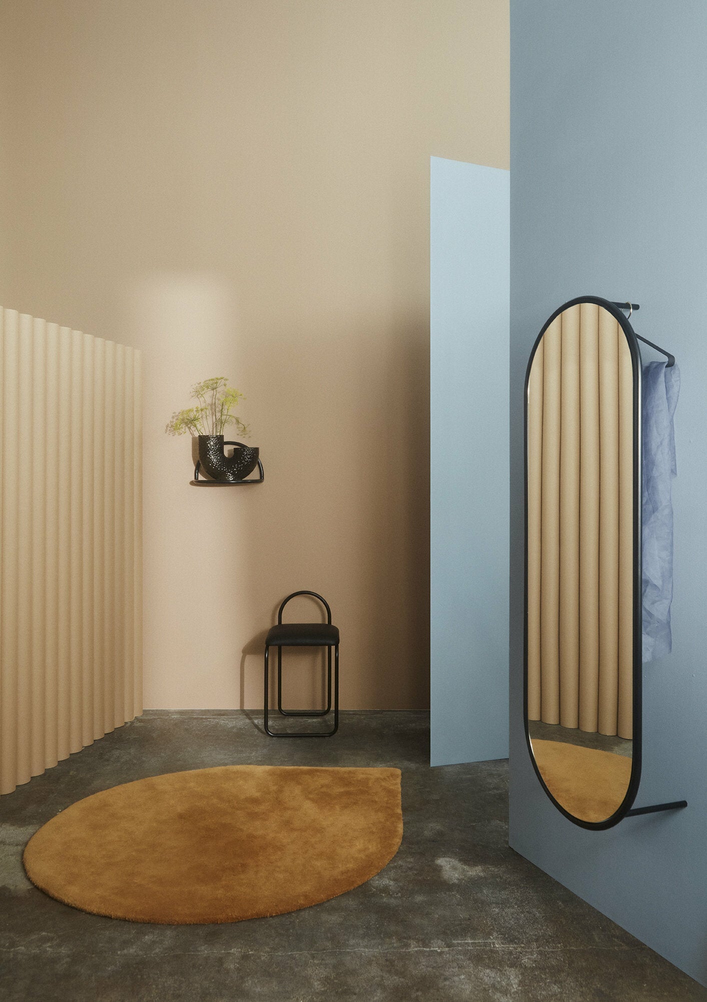 Miroir de garde-robe anthracite Angui - AYTM - The Cool Republic