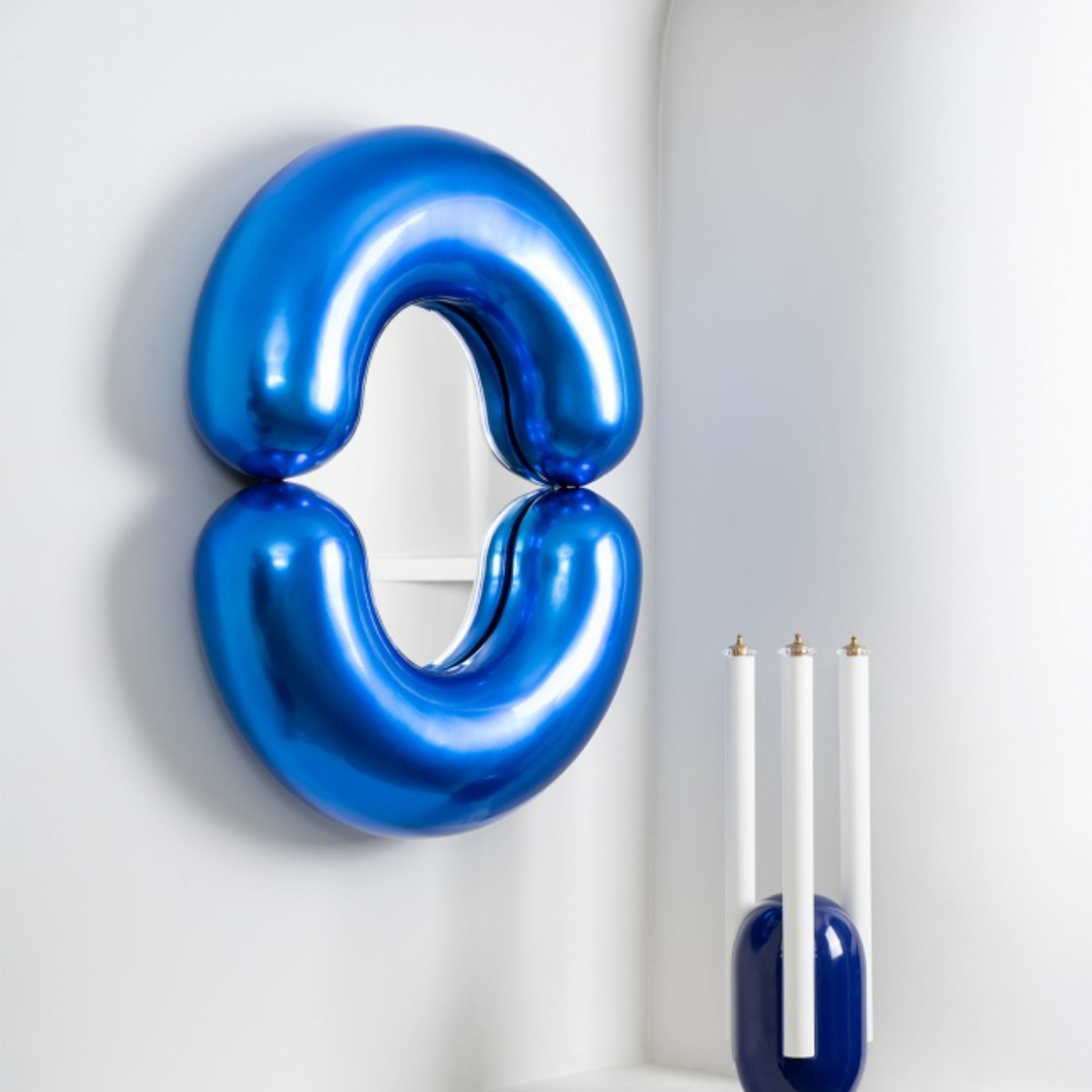 Miroir design en céramique bleu brillant 70cm Zodiac - Moustache