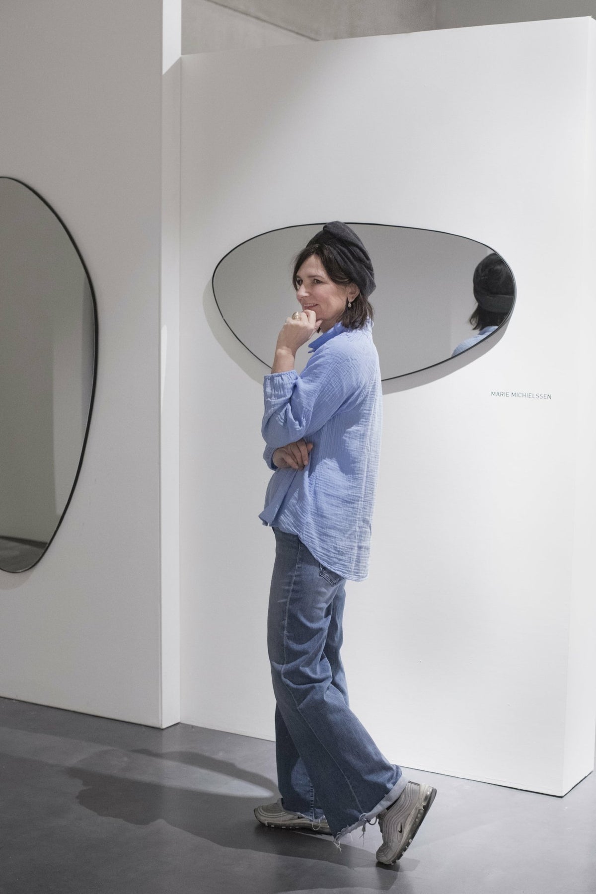 Mirror "drop" in black steel 151cm - Serax - The Cool Republic