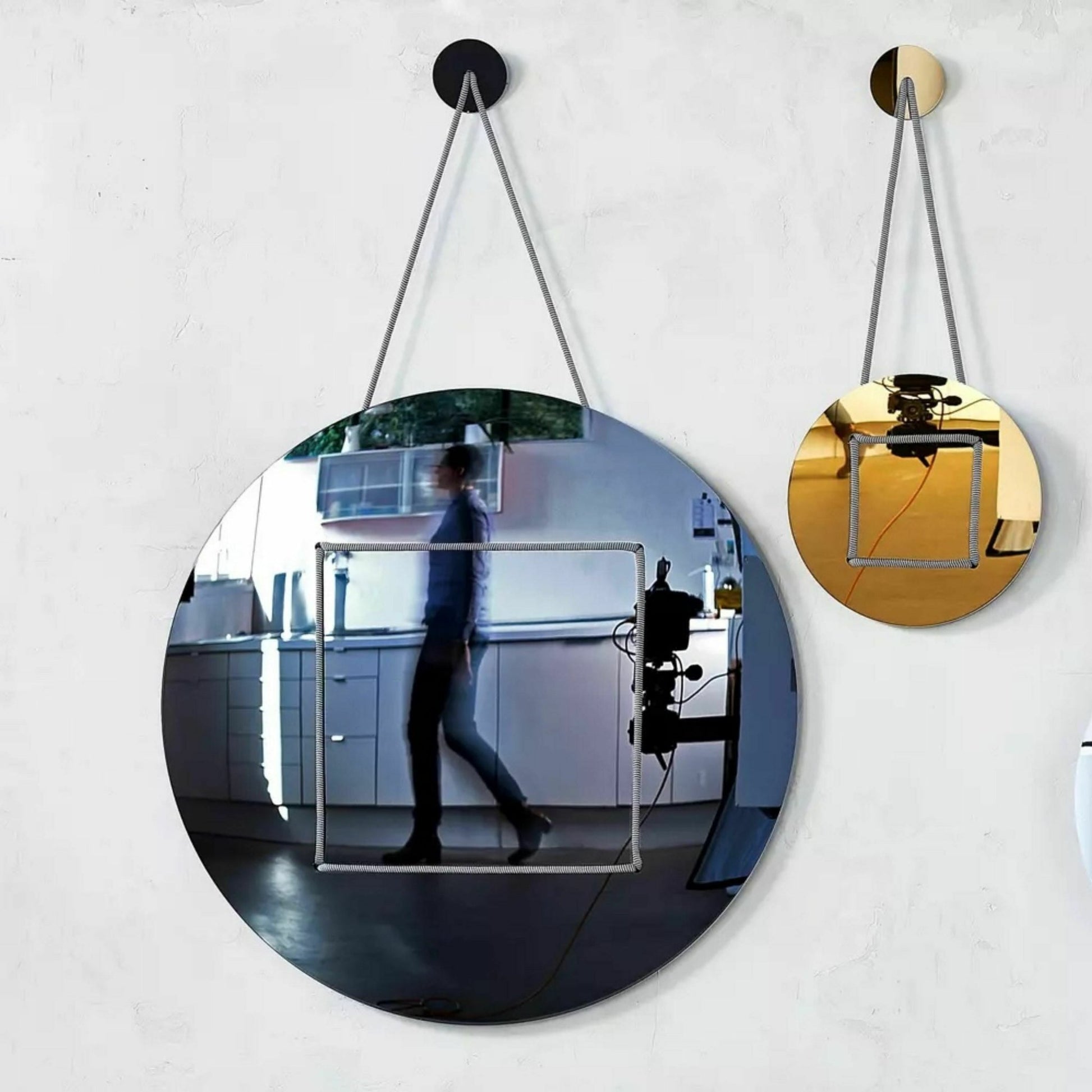 Miroir micaron 43 cm bleu - Mathieu Challières - The Cool Republic