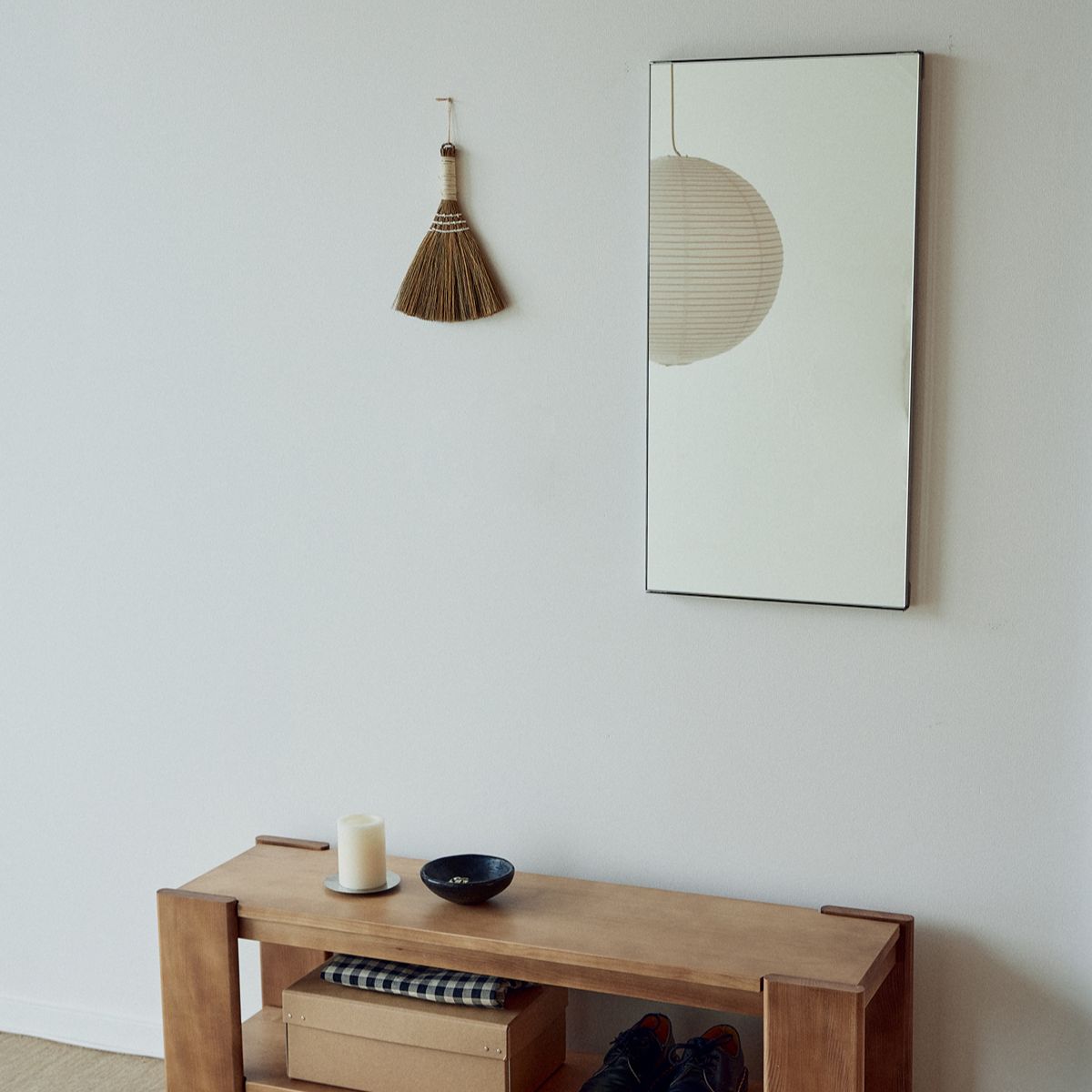 Miroir mural en acier inoxydable 40x80cm Taper - Form&Refine - The Cool Republic