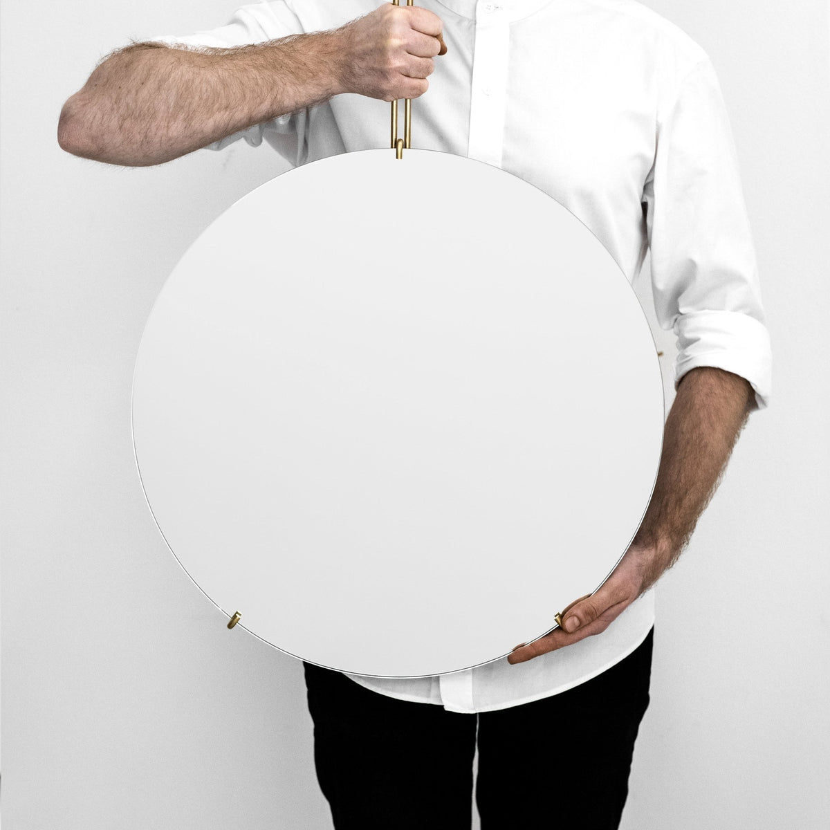 Miroir mural en laiton 50 cm - Moebe - The Cool Republic