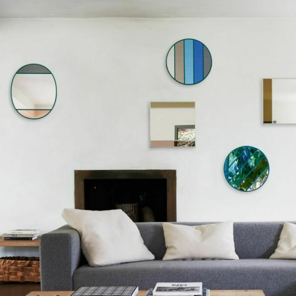 Miroir oval cadre vert 60x50 cm Vitrail - Magis - The Cool Republic
