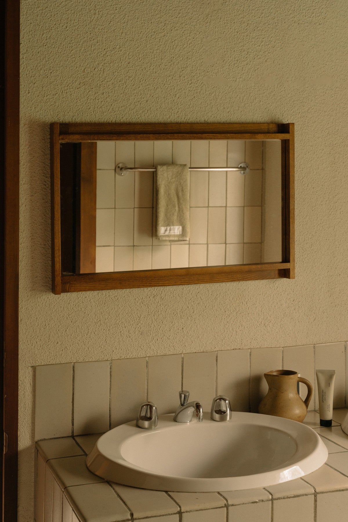 Miroir rectangulaire en bois de frêne miel 45,8 x 4,8 x 71,2 cm Symmetry - Frama - The Cool Republic