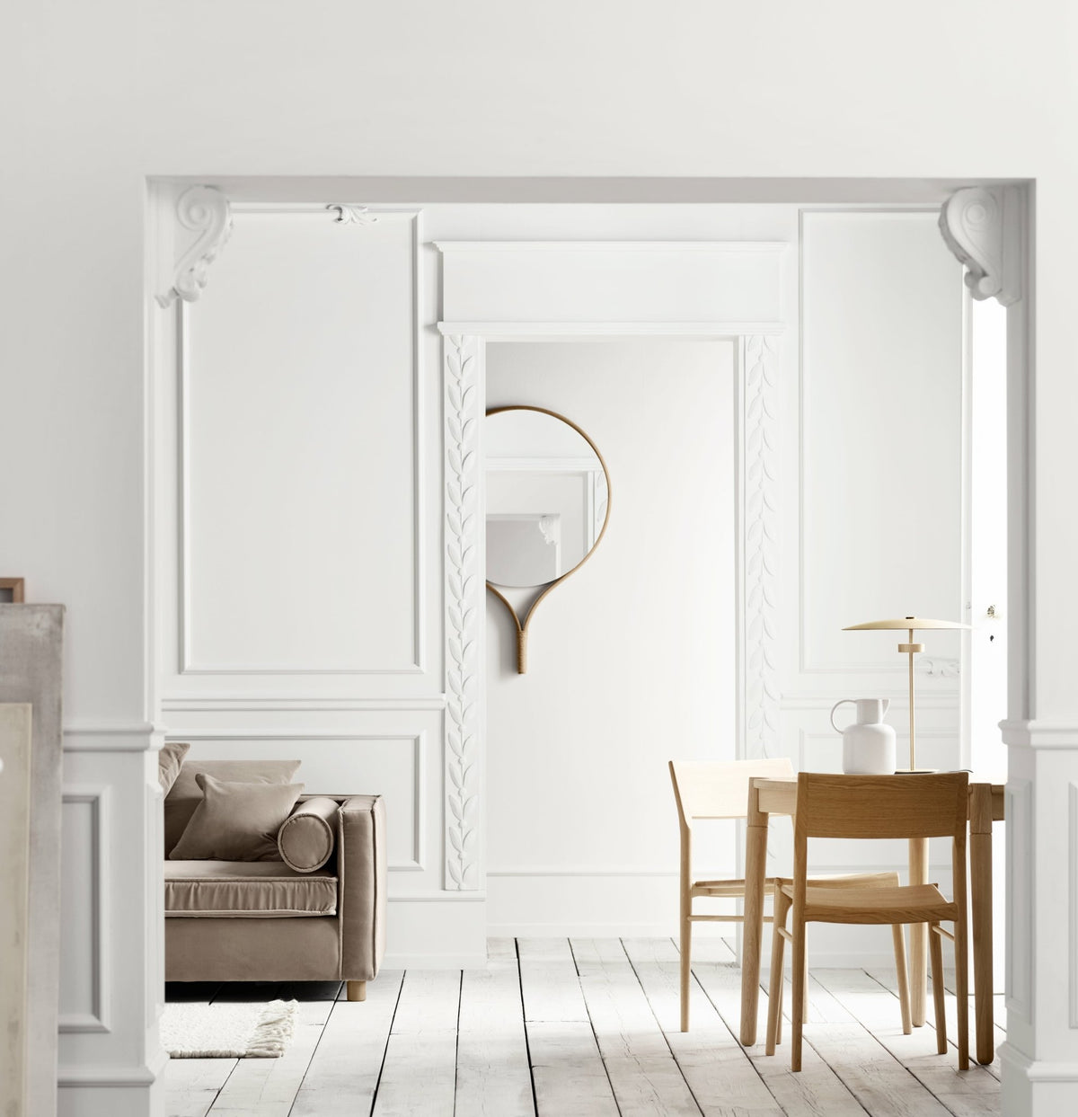 Miroir rond en chêne Racquet - Bolia - The Cool Republic