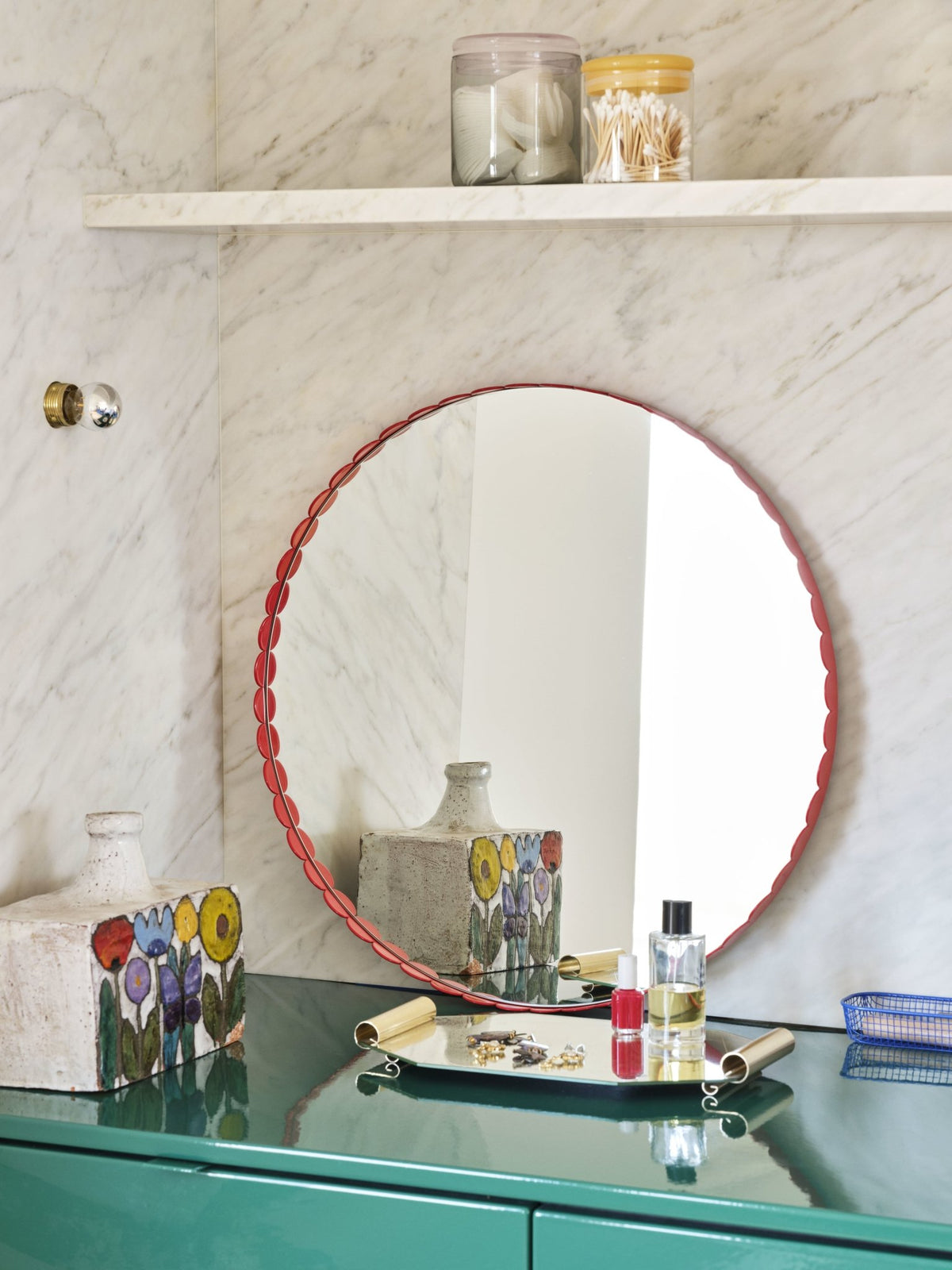 Miroir rond rouge 60 cm Arcs - HAY - The Cool Republic