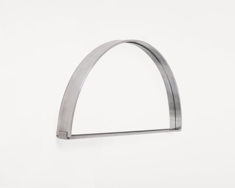 Miroir semi circulaire en aluminium 57 cm Recess - Frama - The Cool Republic