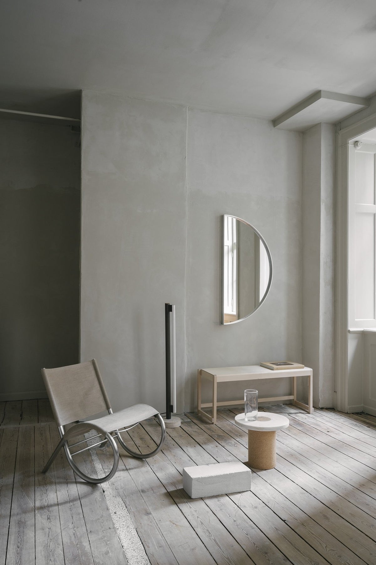 Miroir semi circulaire en aluminium 57 cm Recess - Frama - The Cool Republic