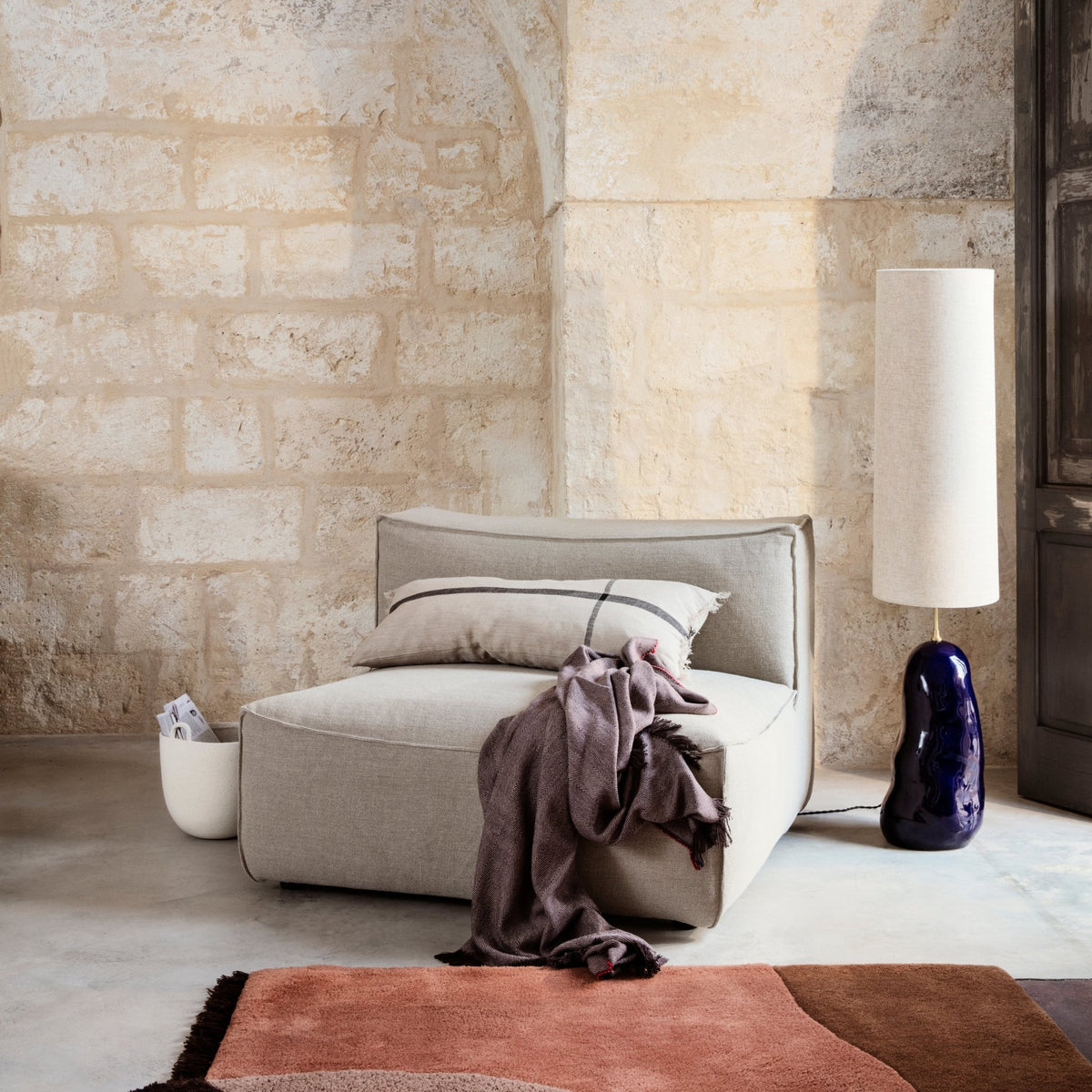 Module 2 places L profond beige Catena - Ferm Living - The Cool Republic