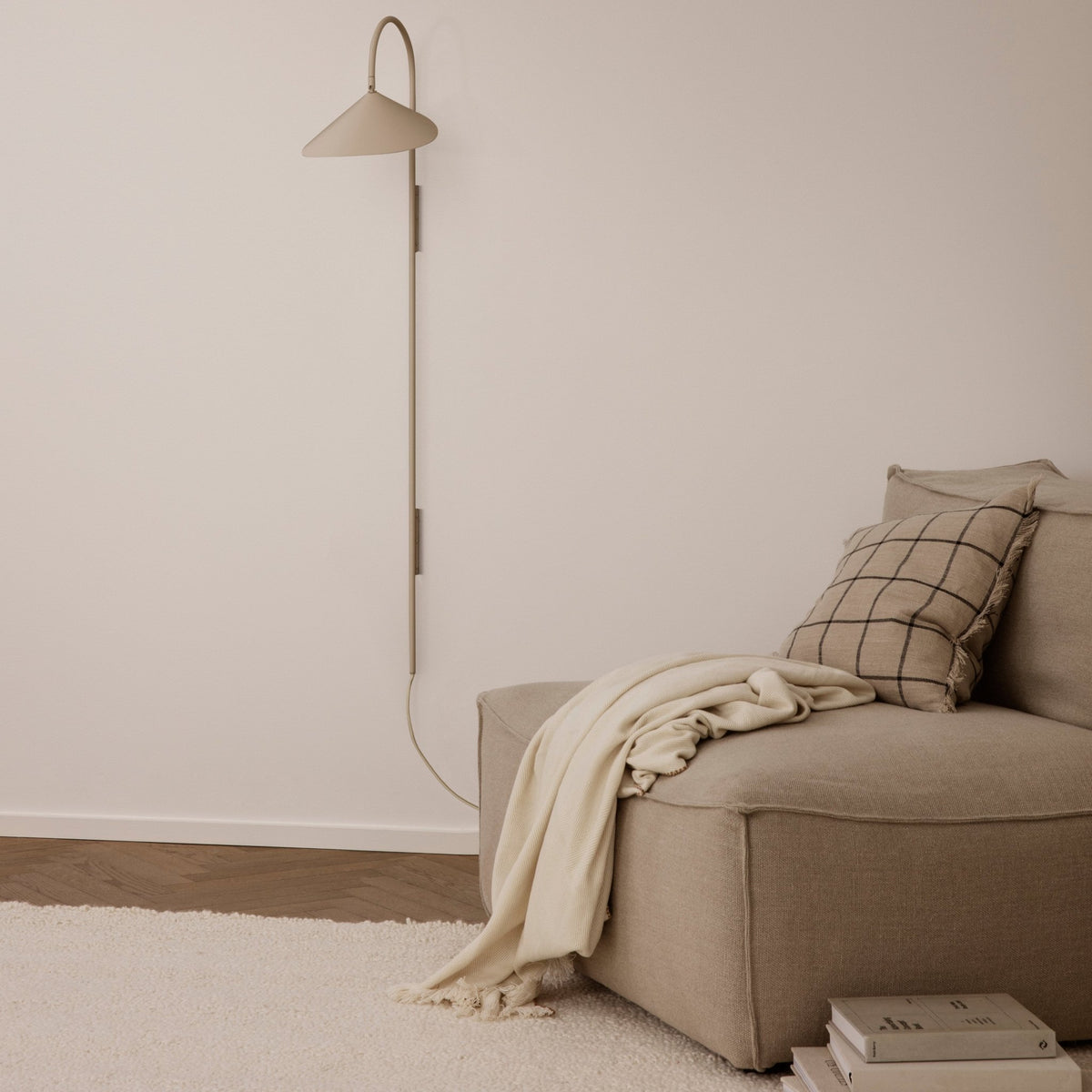 Module 2 places L profond beige Catena - Ferm Living - The Cool Republic