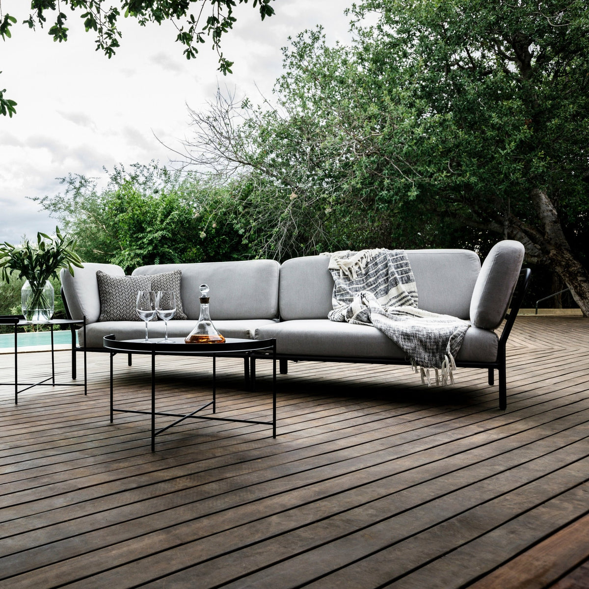 Module droit de canapé lounge gris suie LEVEL - Houe - The Cool Republic