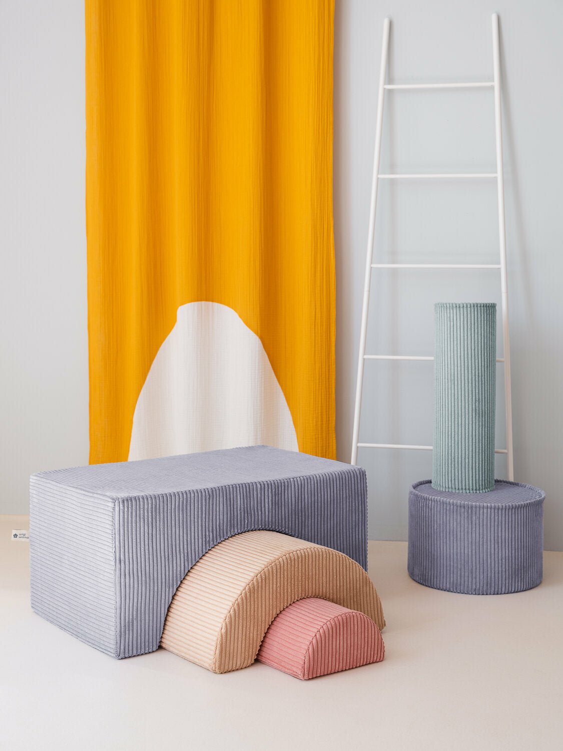Modules arc -rainbow blueberry corduroy 75 x 49 cm - Wigiwama - The Cool Republic