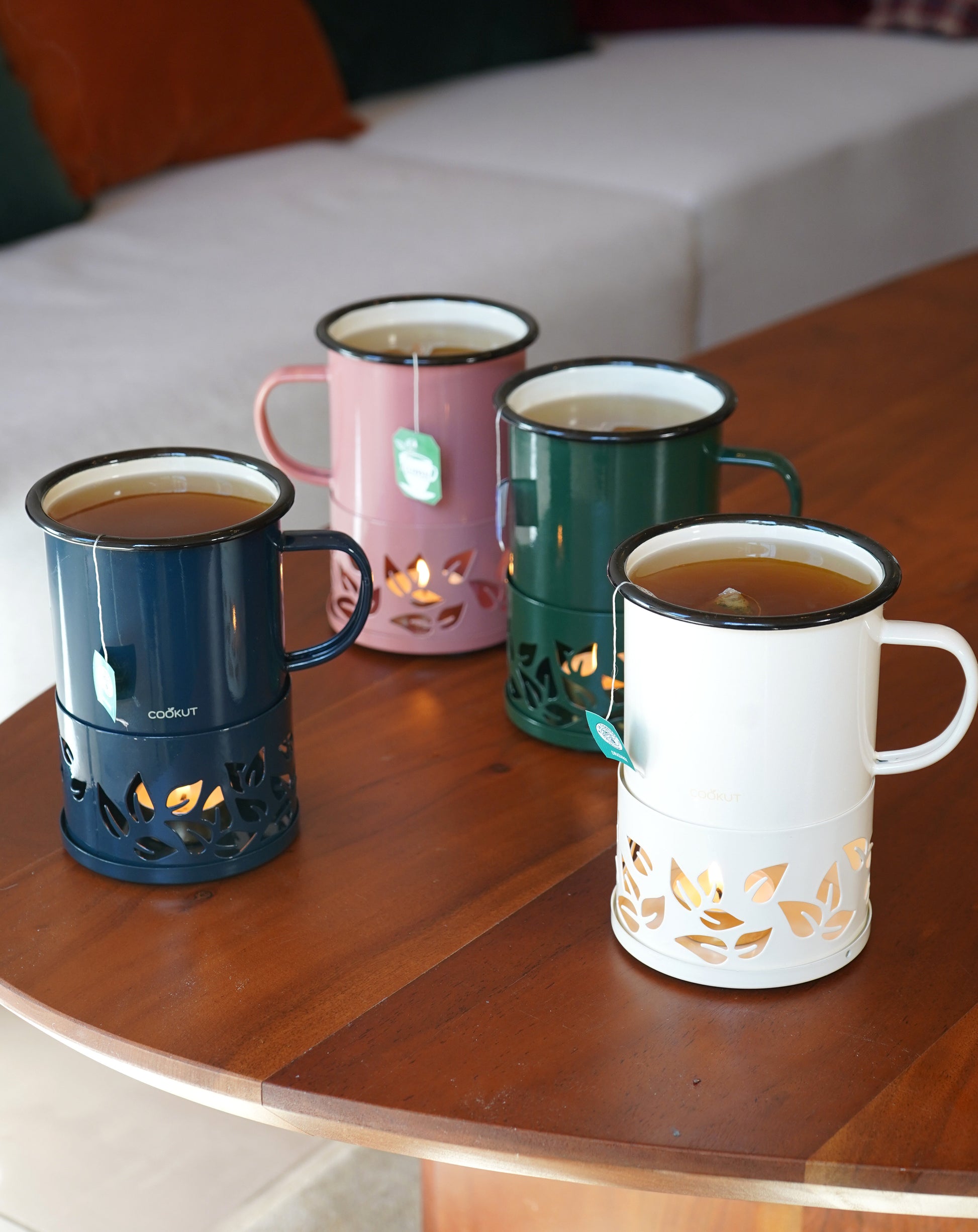 Mug à thé chauffant à la bougie en métal émaillé bleu marine Sixtea - Cookut