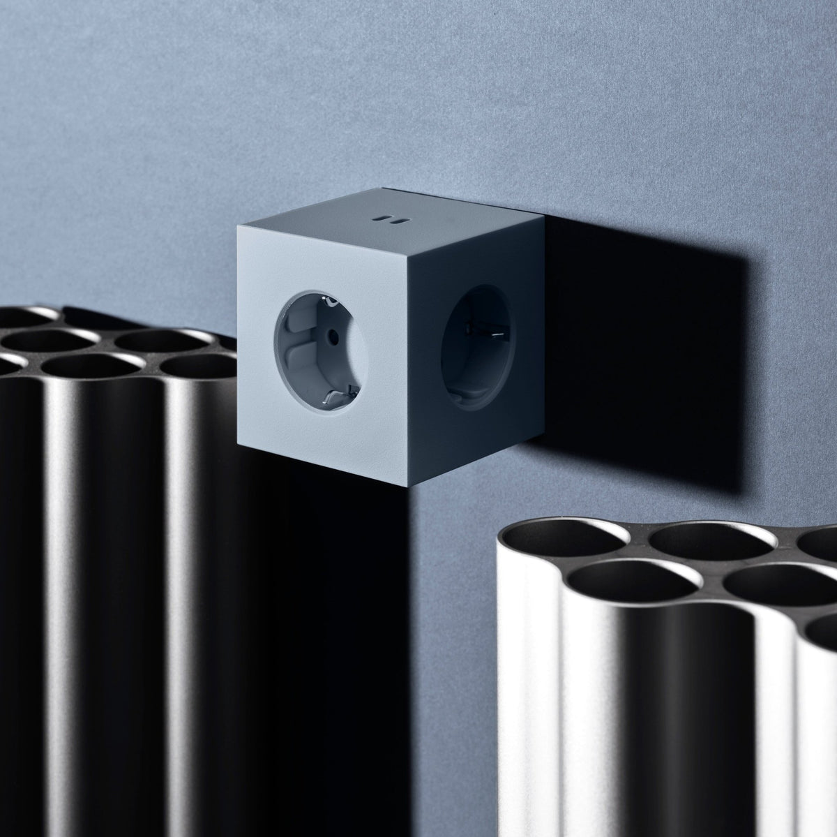 Multiprise murale USB-C 30W bleu Square 2 - Avolt - The Cool Republic