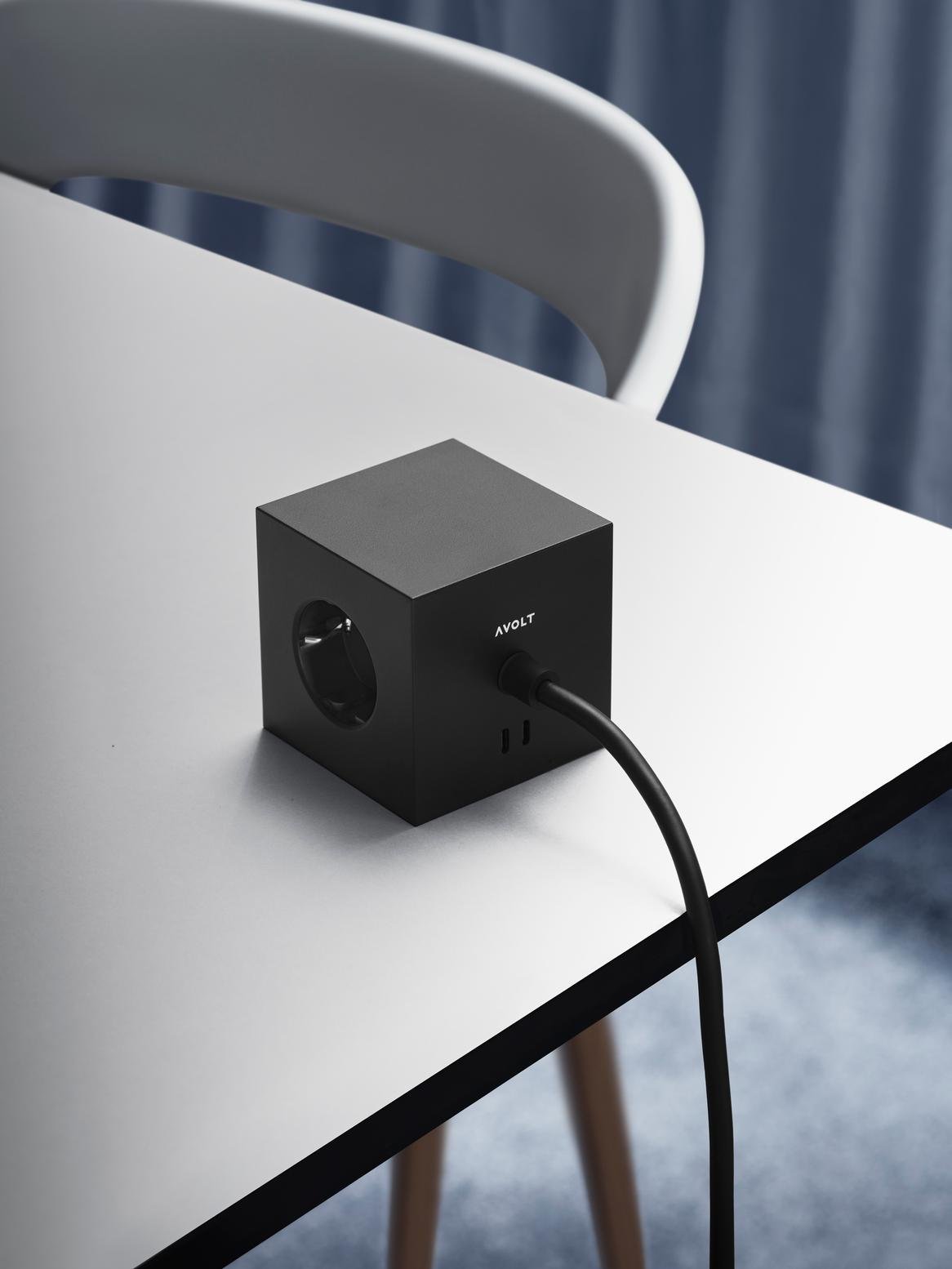 Multiprise USB-C 30W 1.8m noir Square 1 - Avolt - The Cool Republic