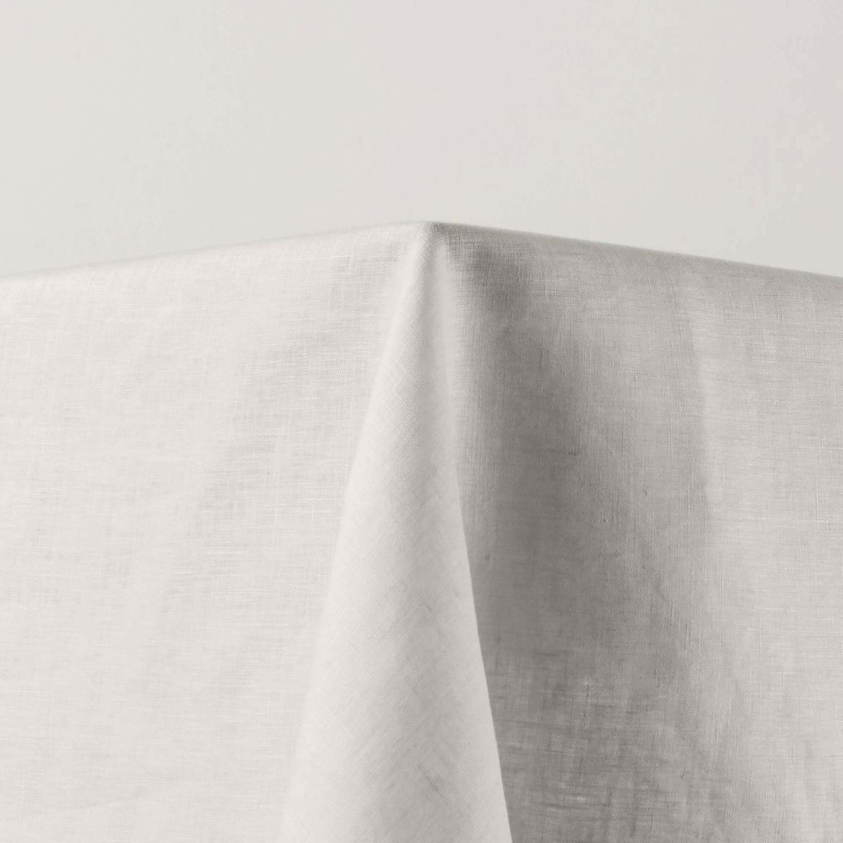 Square Tablecloth Carlina Light Beige And Black - Madura - The Cool Republic
