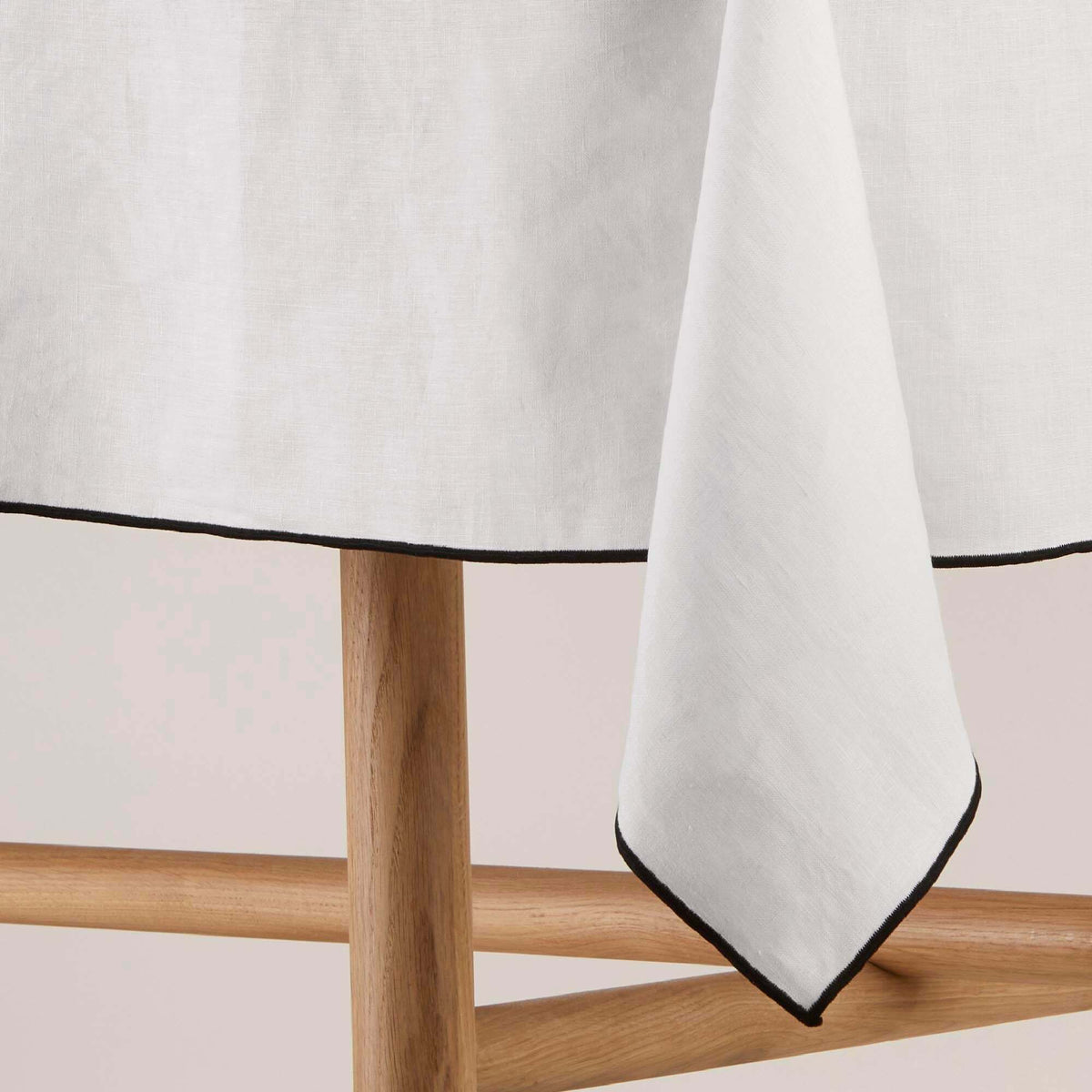 Nappe Carrée Carlina Blanc Et Gris - Madura - The Cool Republic