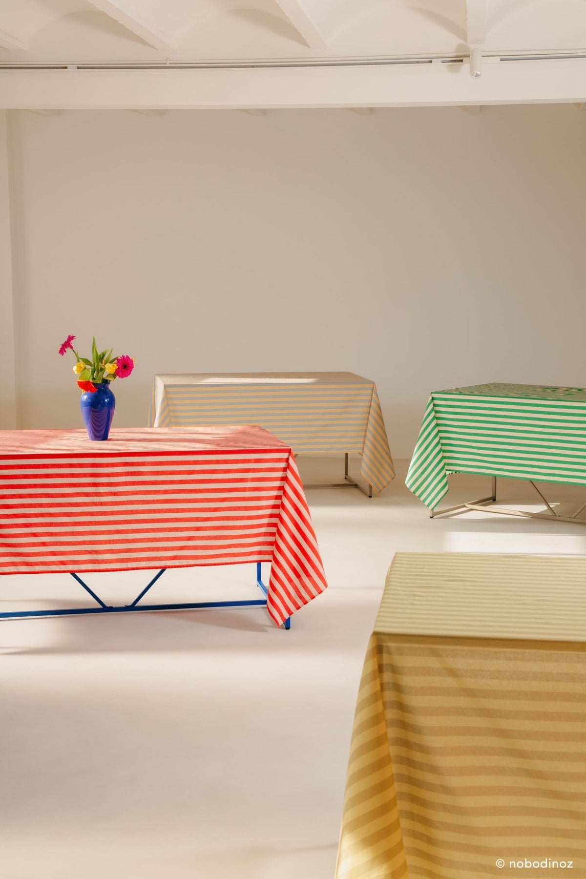 Nappe rectangulaire en popeline de coton bio à rayures jaune 150 x 250 cm - Nobodinoz - The Cool Republic