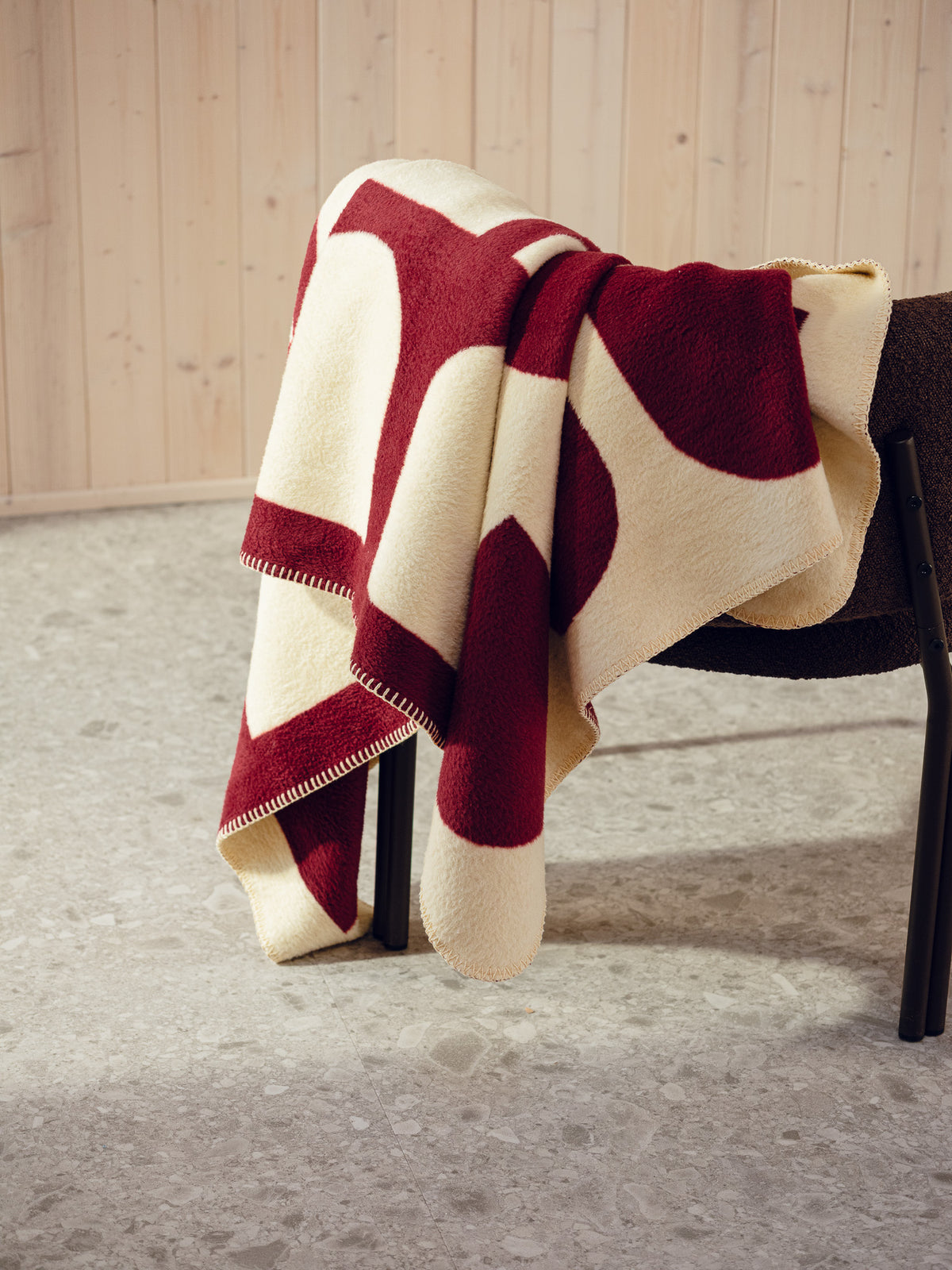 Plaid in cotone bordeaux e giallo burro 150 x 200 cm Gilli - noo.ma