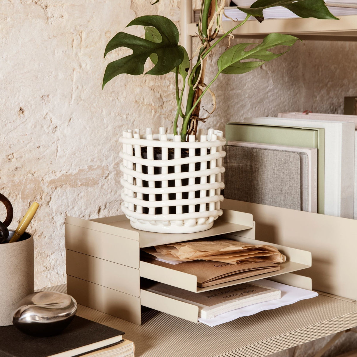 Organiseur de bureau beige Organiser - Ferm Living - The Cool Republic