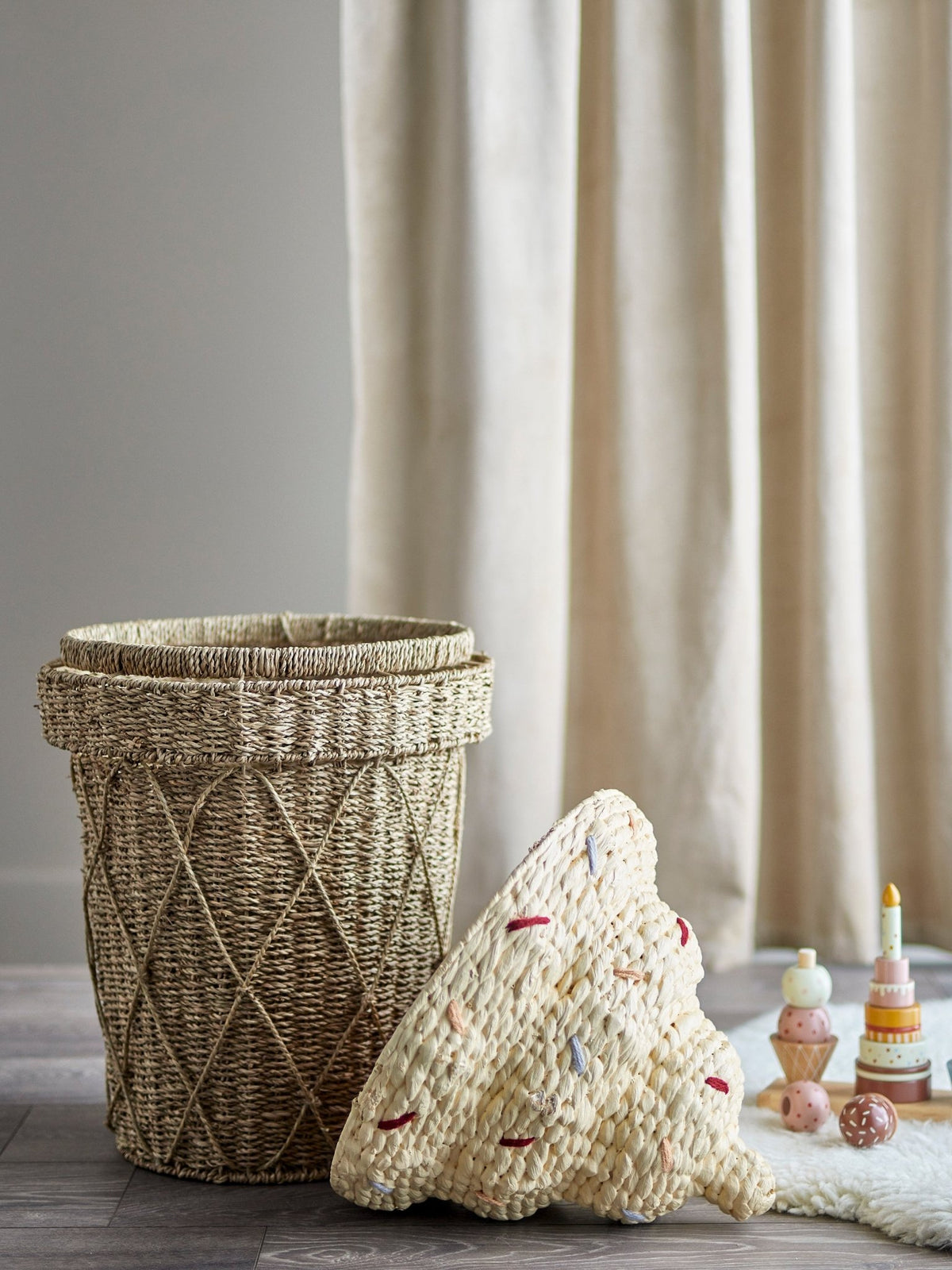 Panier avec couvercle en jonc de mer naturel 40 x 72cm Cillie - Bloomingville Mini - The Cool Republic