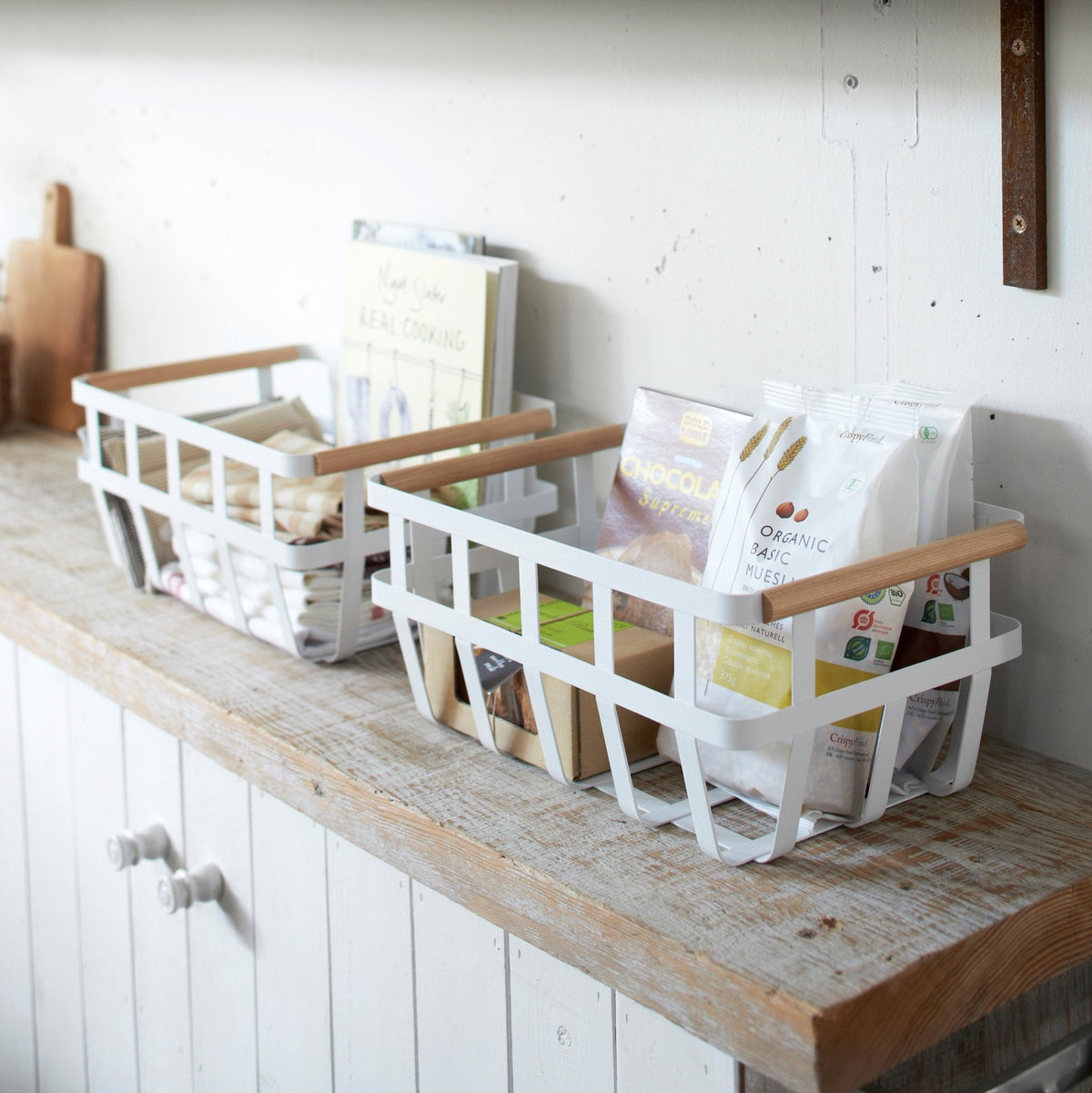 Panier de rangement blanc 2 poignées Tosca - Yamazaki - The Cool Republic