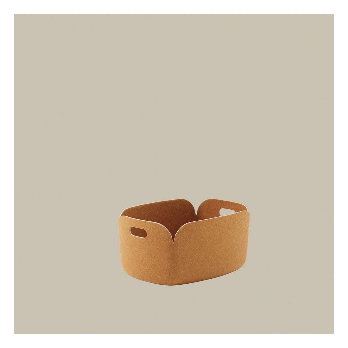 Panier de rangement recyclé orange 48x35cm Restore - Muuto - The Cool Republic