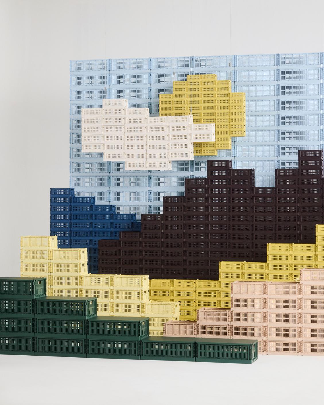 Panier en plastique recyclé jaune clair 26,5 x 17 x 10,5 cm Colour Crate - HAY - The Cool Republic
