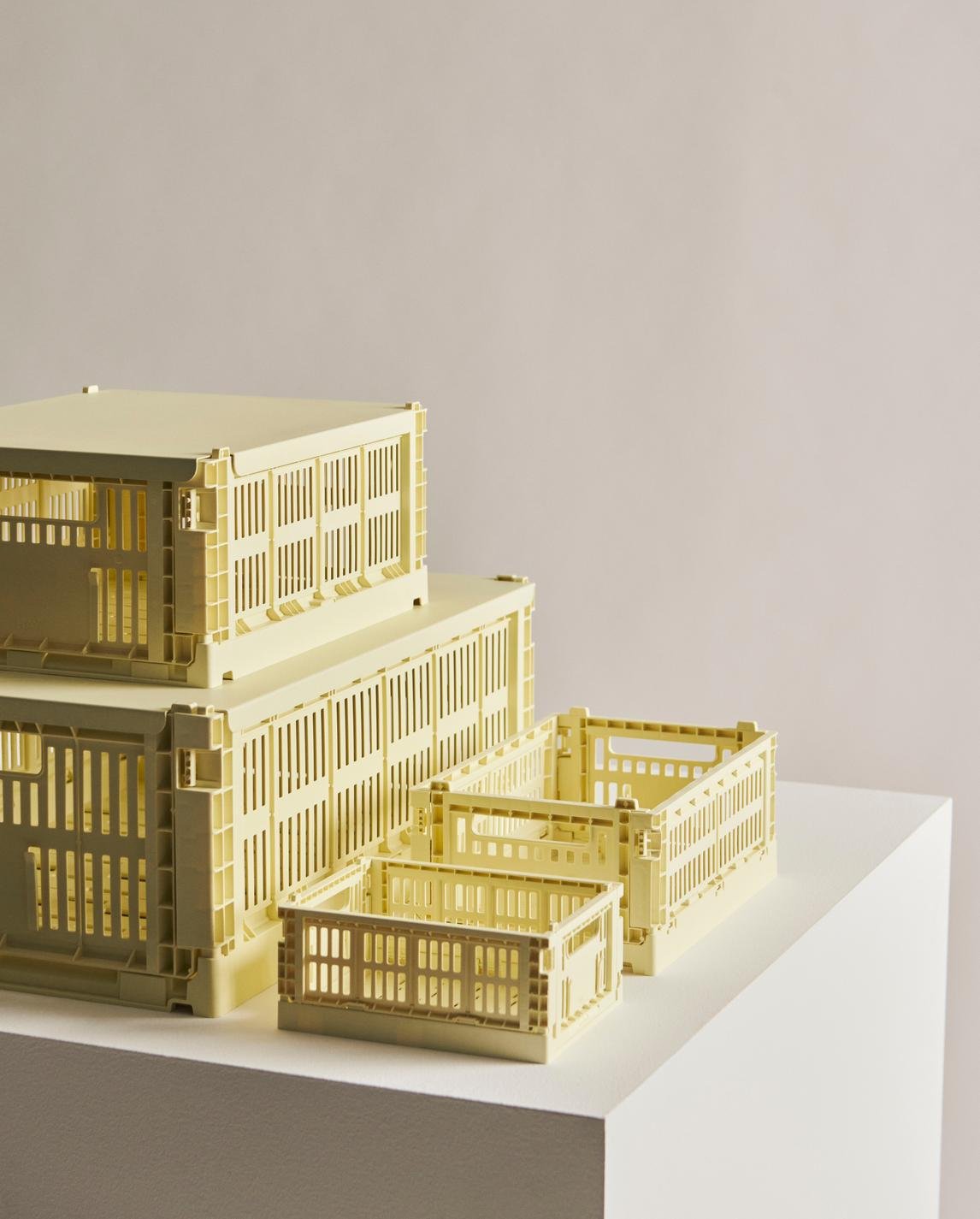 Panier en plastique recyclé jaune clair 26,5 x 34,5 x 14 cm Colour Crate - HAY - The Cool Republic