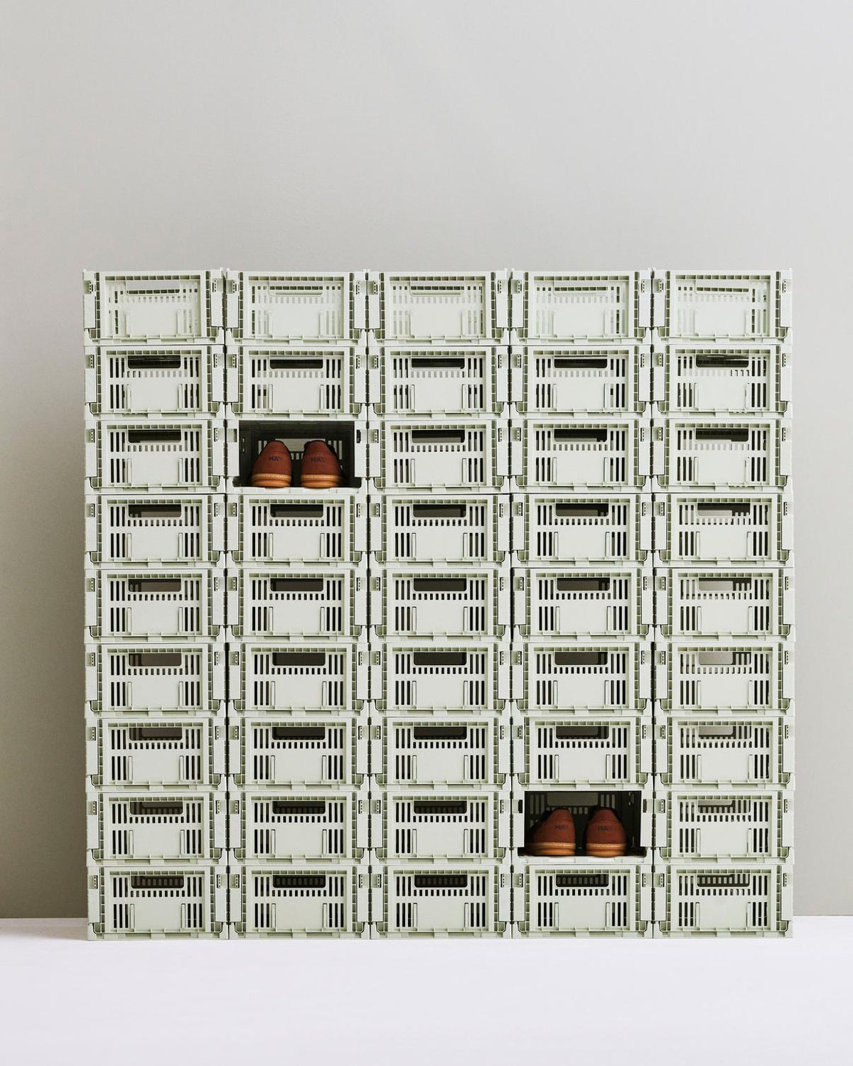 Panier en plastique recyclé vert menthe 26,5 x 34,5 x 14 cm Colour Crate - HAY - The Cool Republic