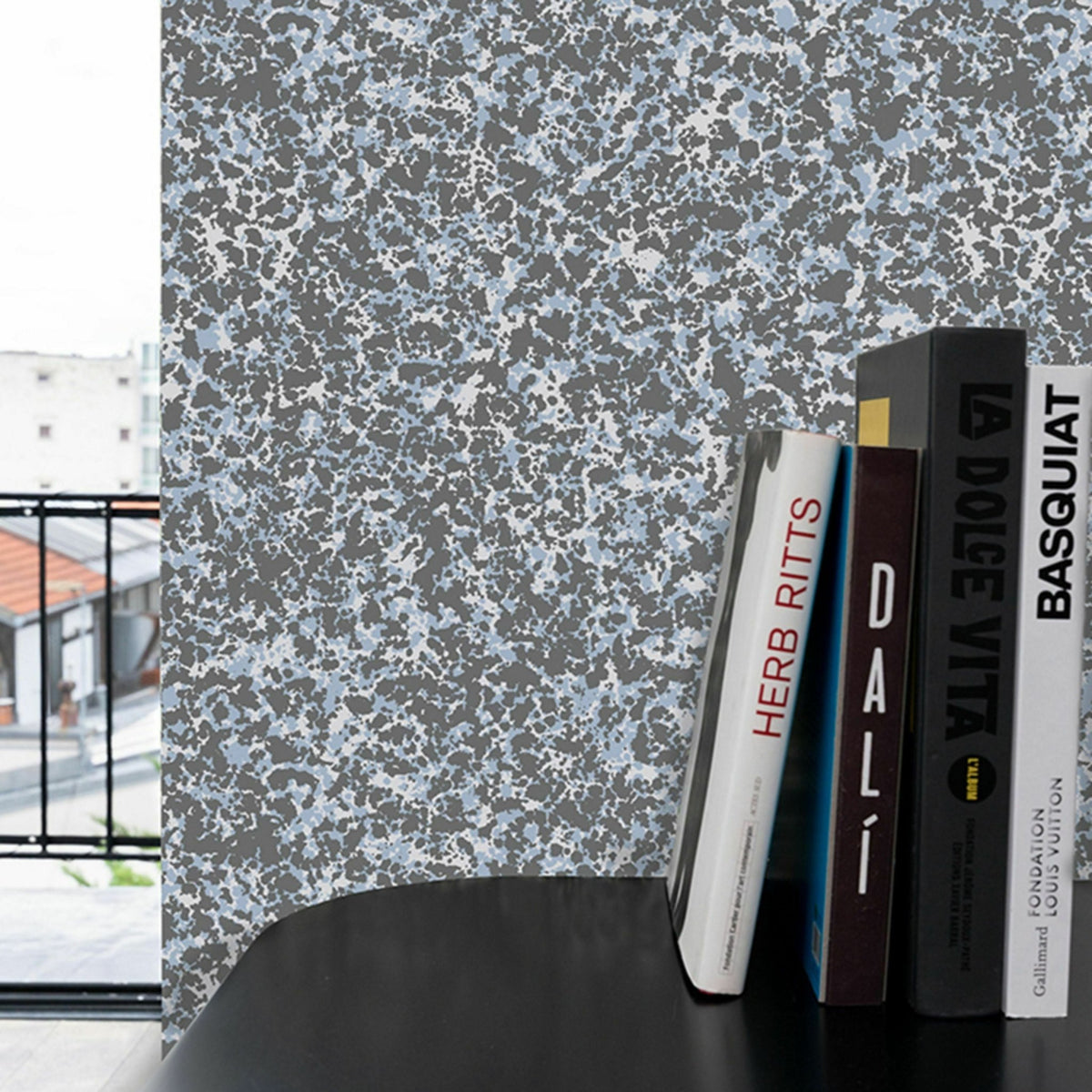 Papier peint bleu Beaux Arts Raccordable - Edito - The Cool Republic