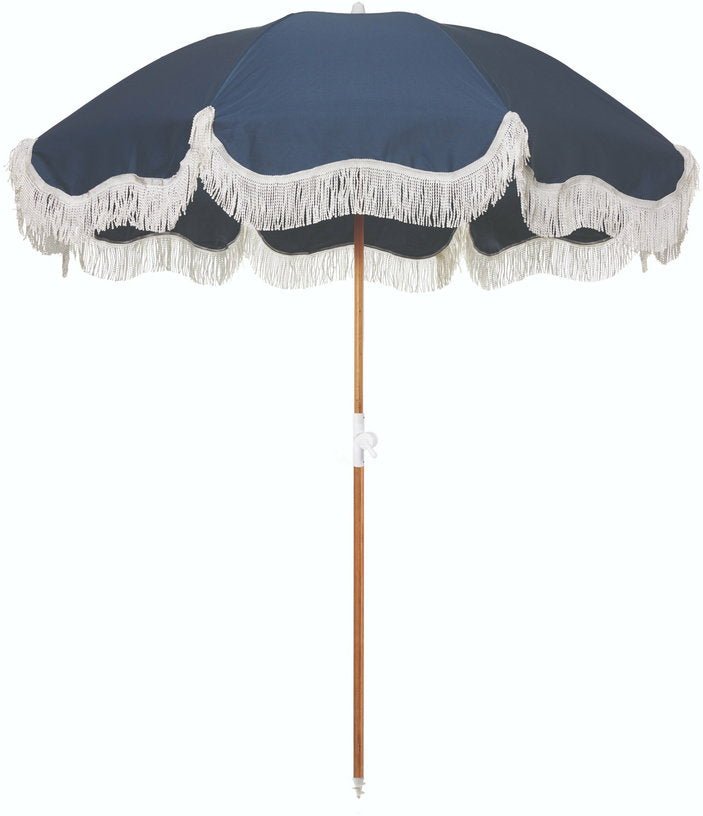 Parasol bleu atlantique Holidays - Business & Pleasure - The Cool Republic