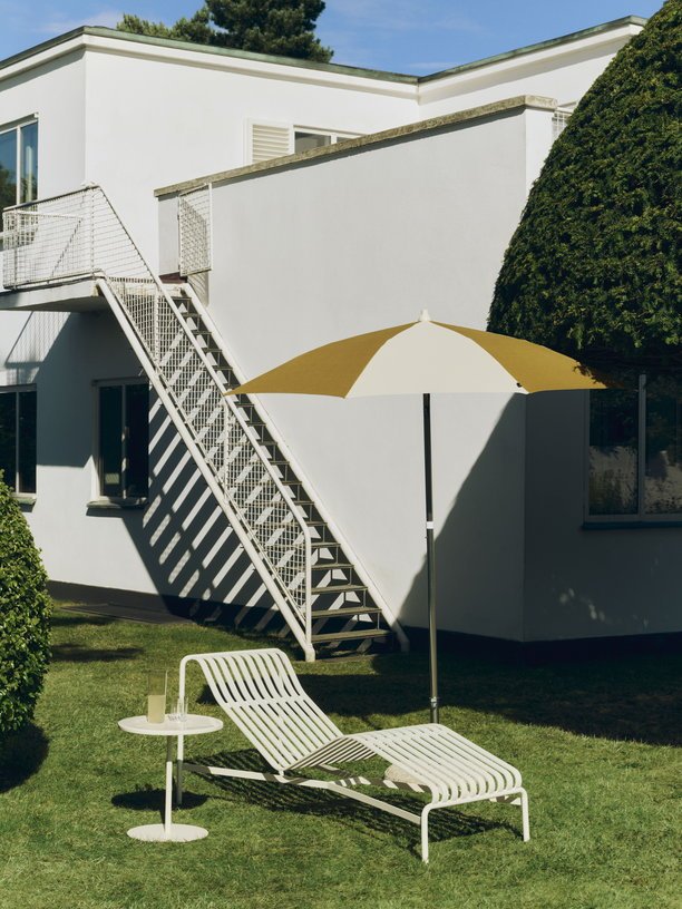 Parasol octogonal jaune et blanc 200x200x223cm Terrazza - HAY - The Cool Republic