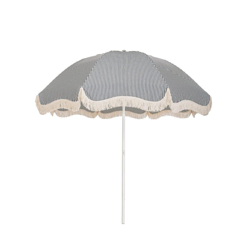 Parasol rond en tissu à rayures bleu marine Lauren 229cm The Patio - Business & Pleasure - The Cool Republic