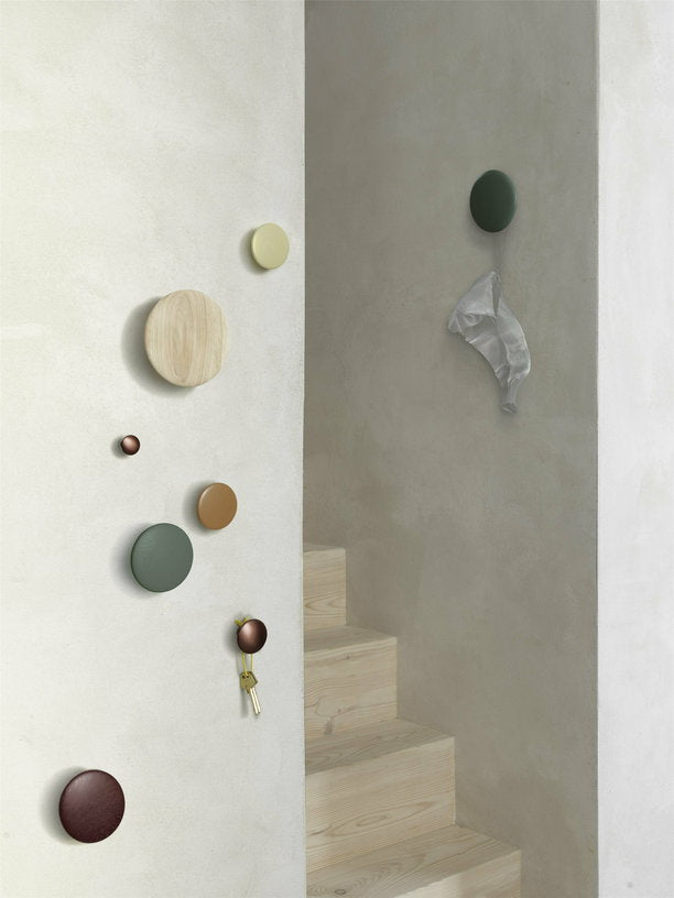 Patère ronde en aluminium cuivré 3,9 cm The Dots - Muuto - The Cool Republic