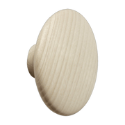 Patère ronde en chêne naturel 6,5 cm The Dots - Muuto - The Cool Republic